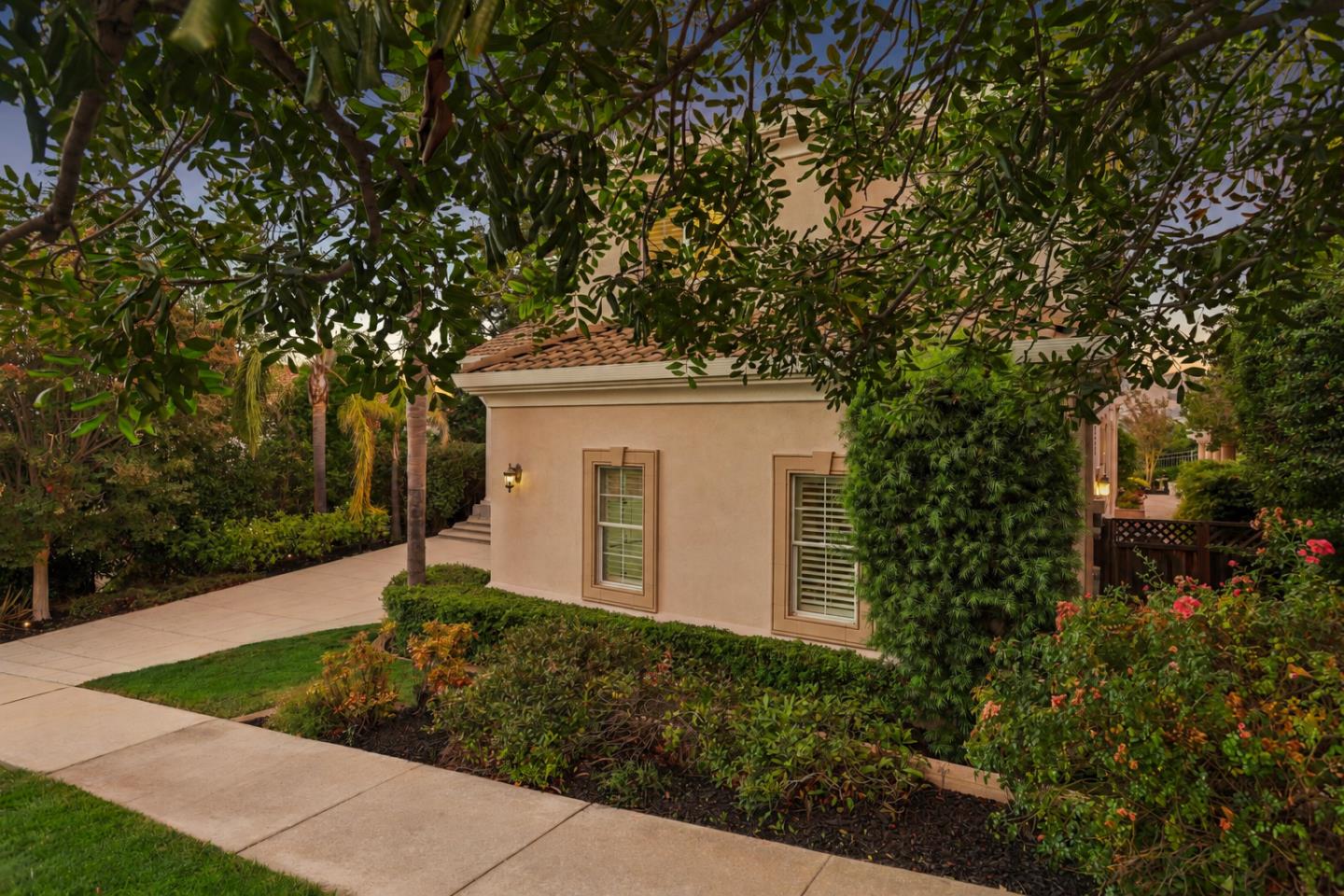5544 Morningside DR