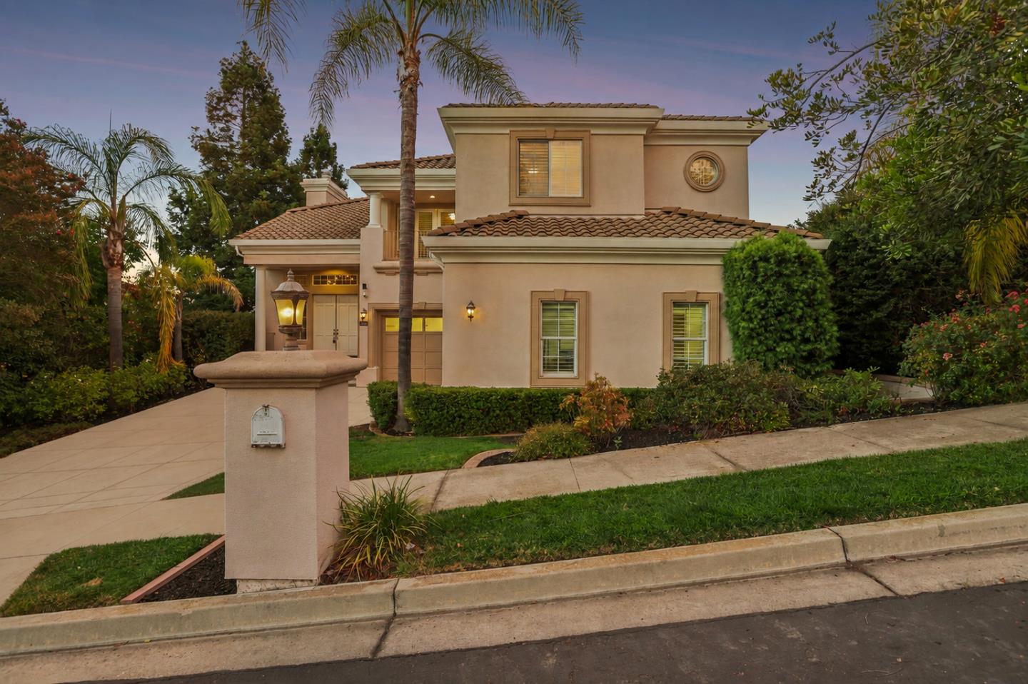 5544 Morningside DR