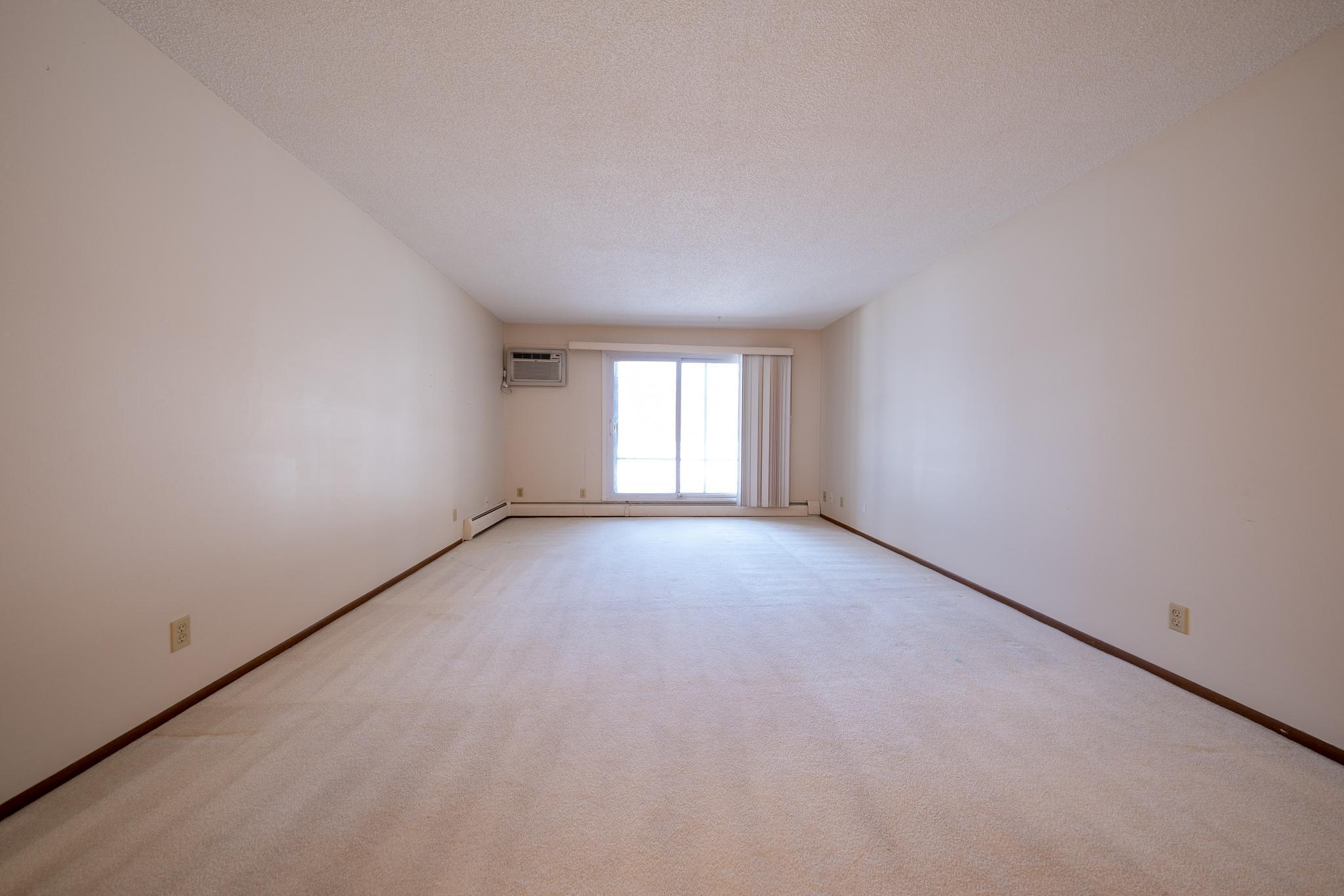 35 Nathan Lane N Unit: 116