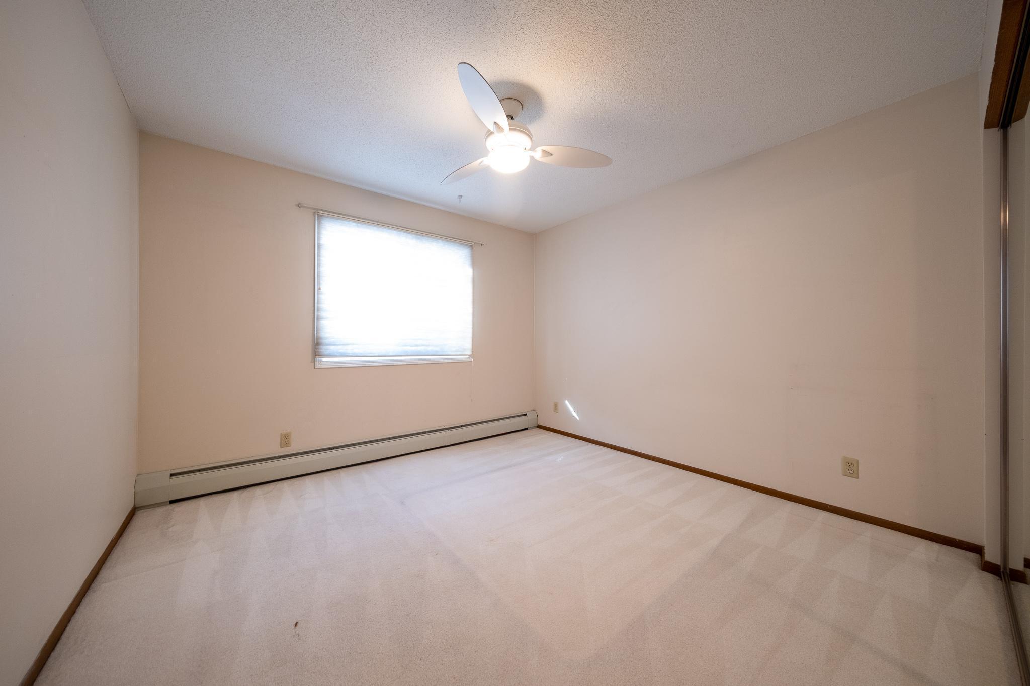 35 Nathan Lane N Unit: 116