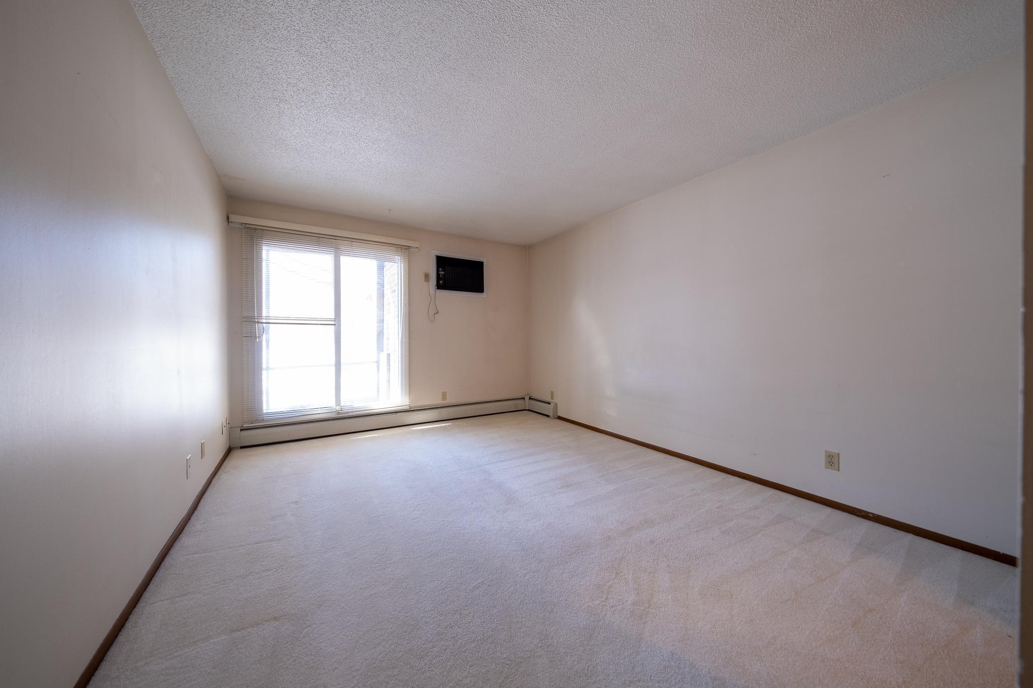 35 Nathan Lane N Unit: 116