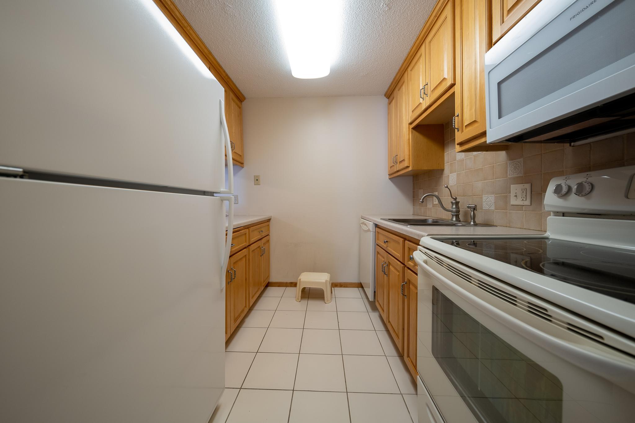 35 Nathan Lane N Unit: 116
