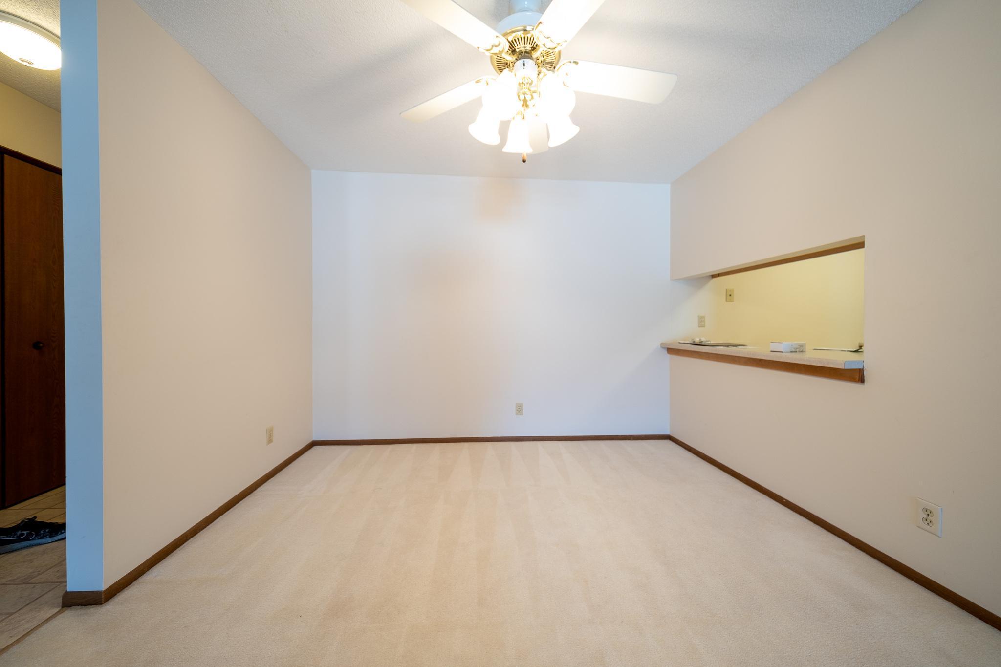 35 Nathan Lane N Unit: 116