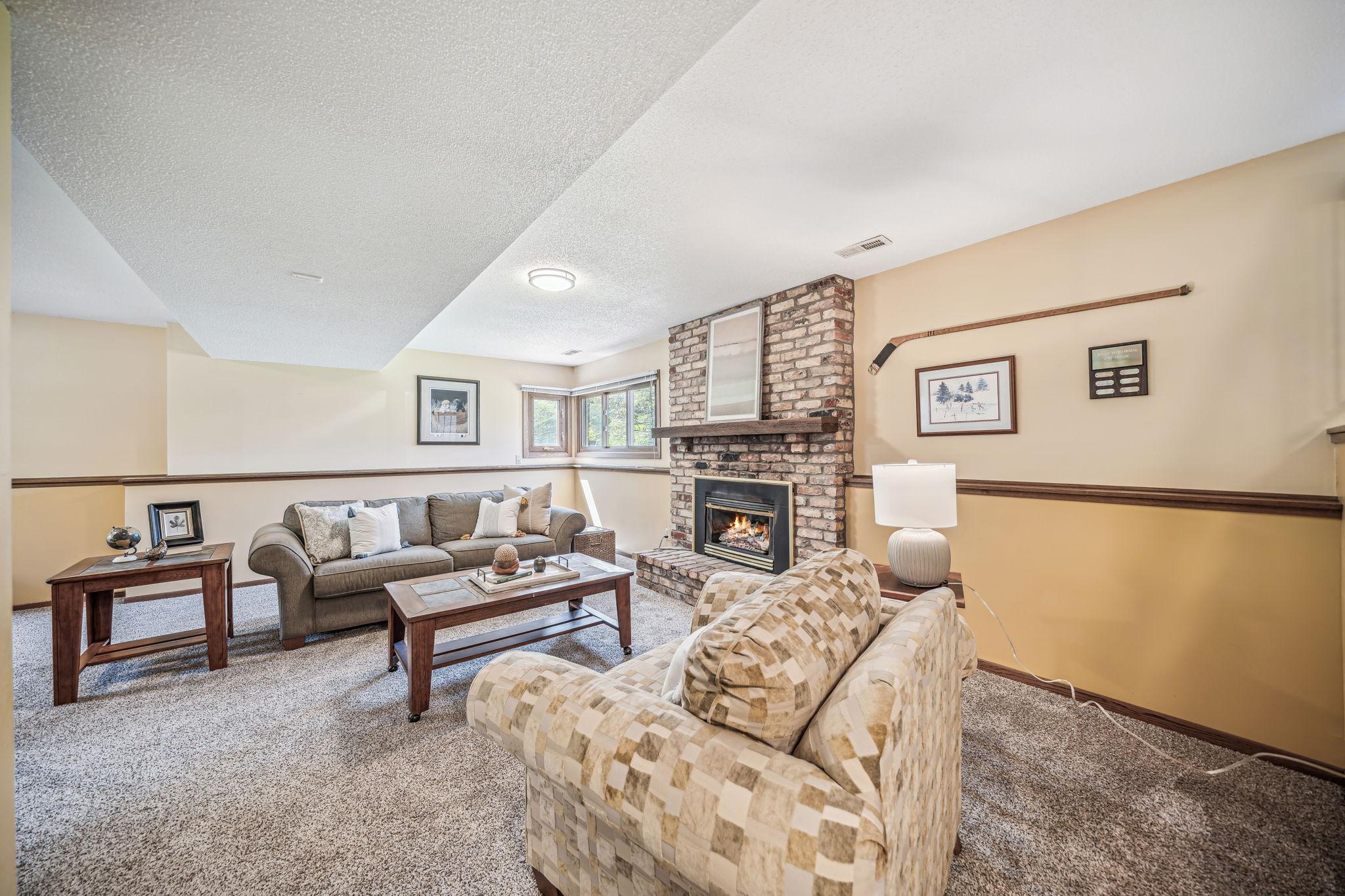 16945 Creek Ridge Trail