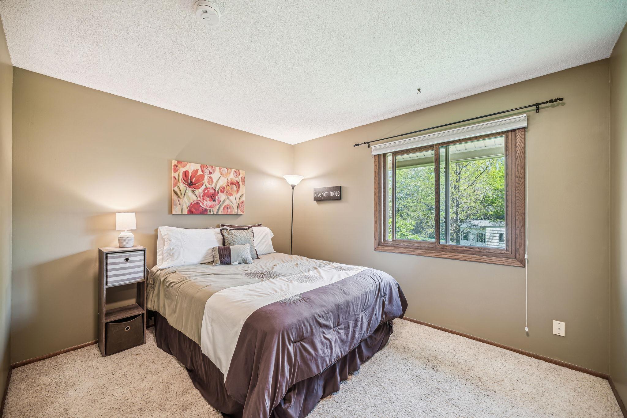 16945 Creek Ridge Trail