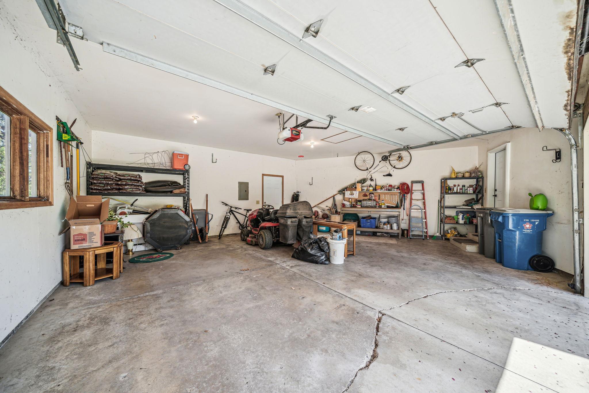 16945 Creek Ridge Trail