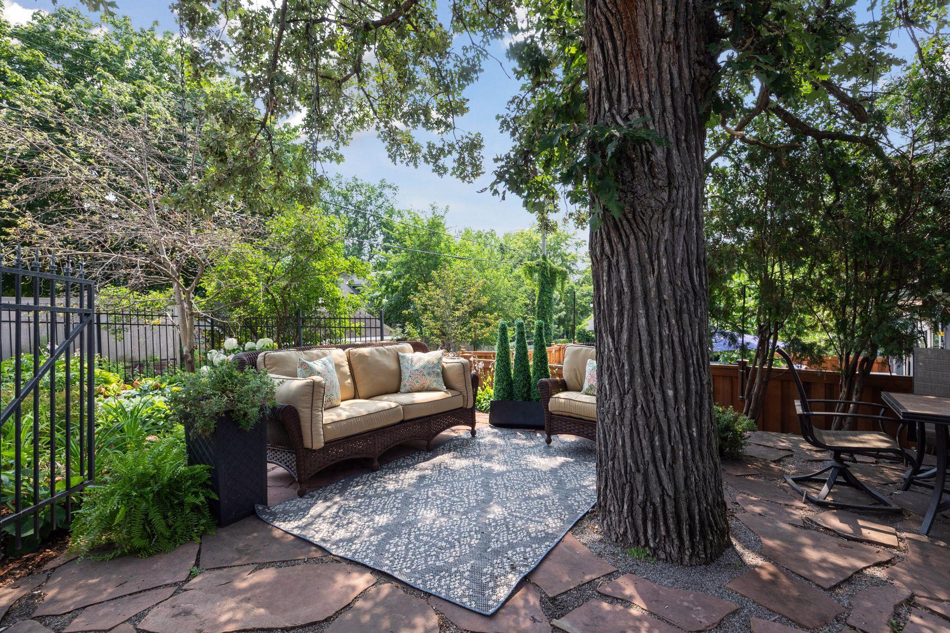 327 W 49th Street