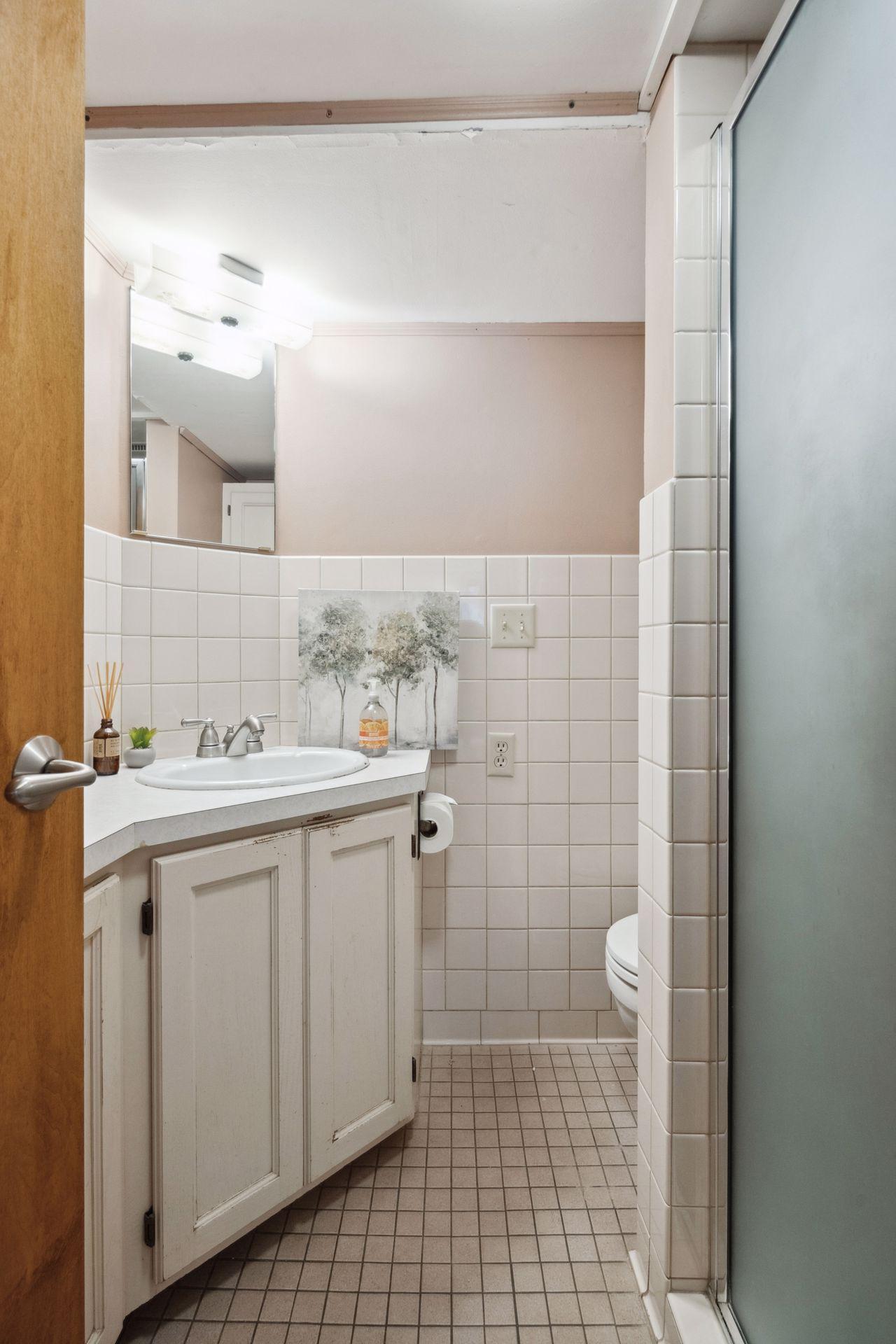 327 W 49th Street