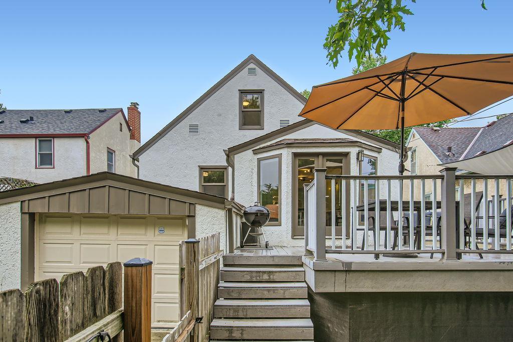 4524 Park Avenue