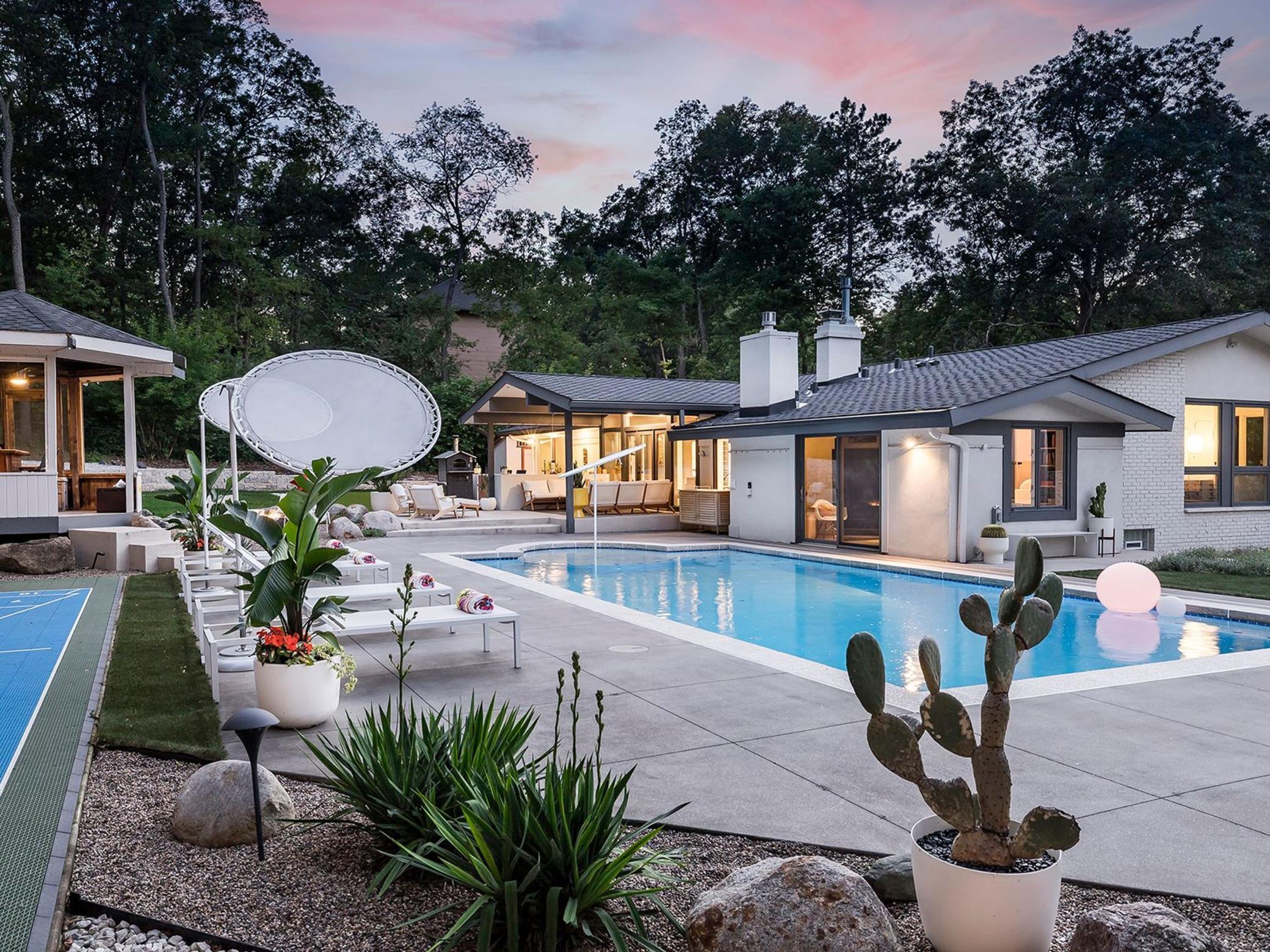 5401 Northwood Ridge