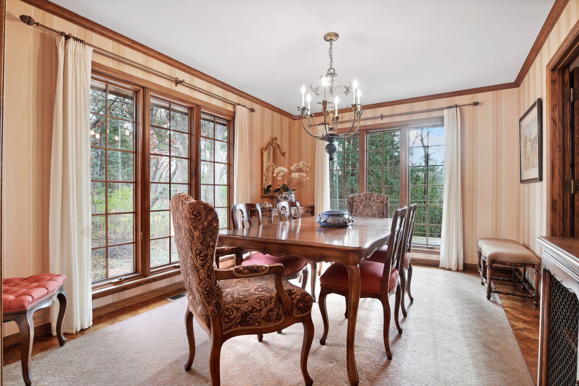 12101 Hilloway Road W