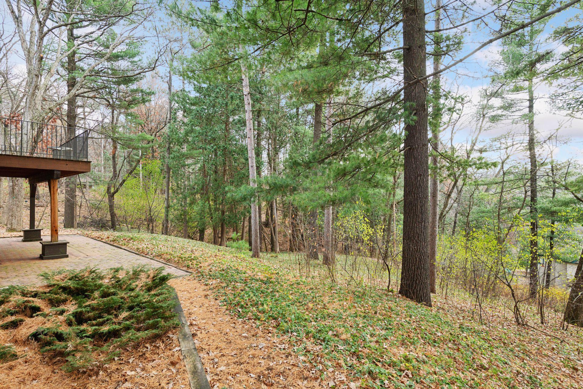 12101 Hilloway Road W