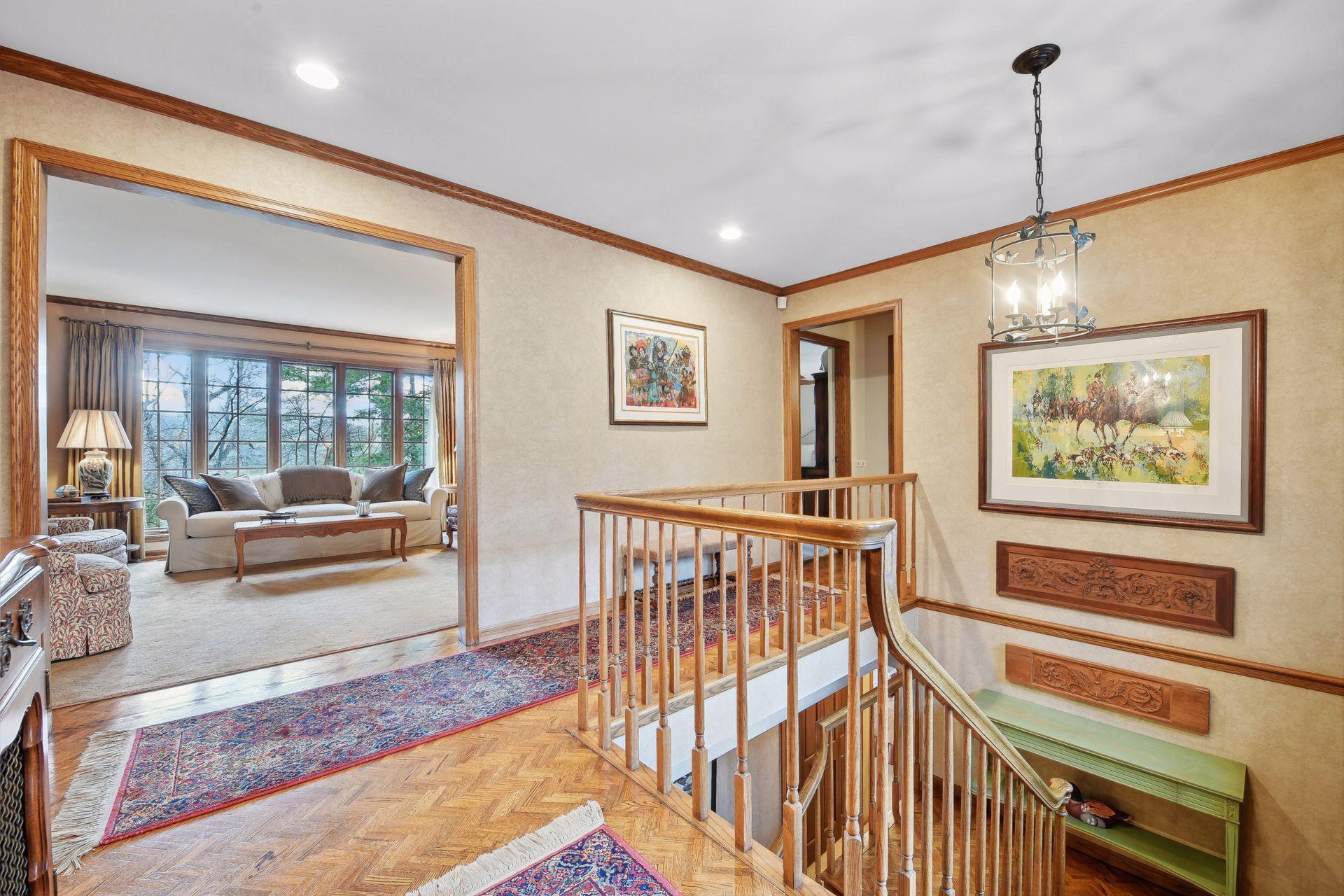 12101 Hilloway Road W