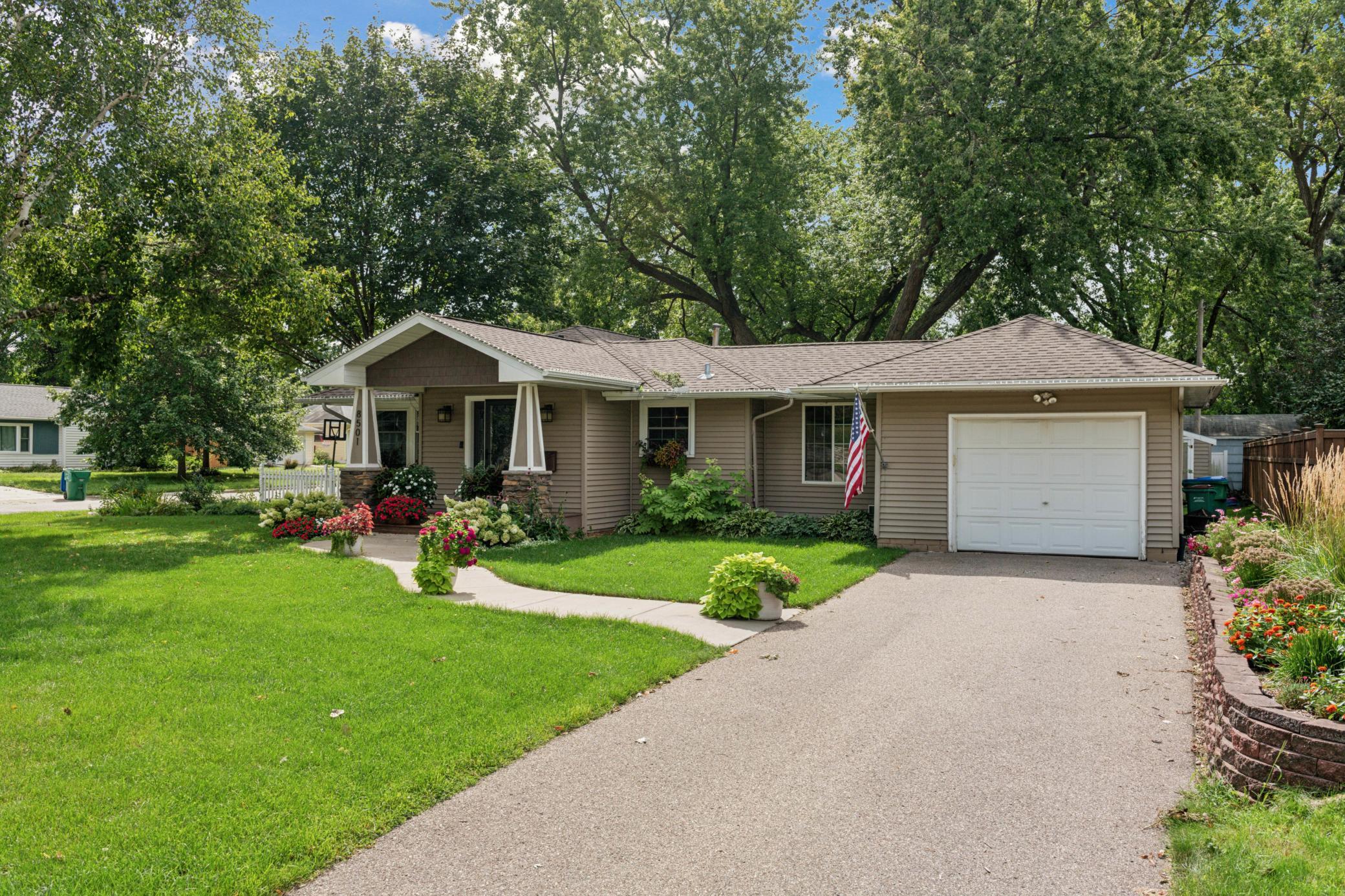 8501 W 35th Street