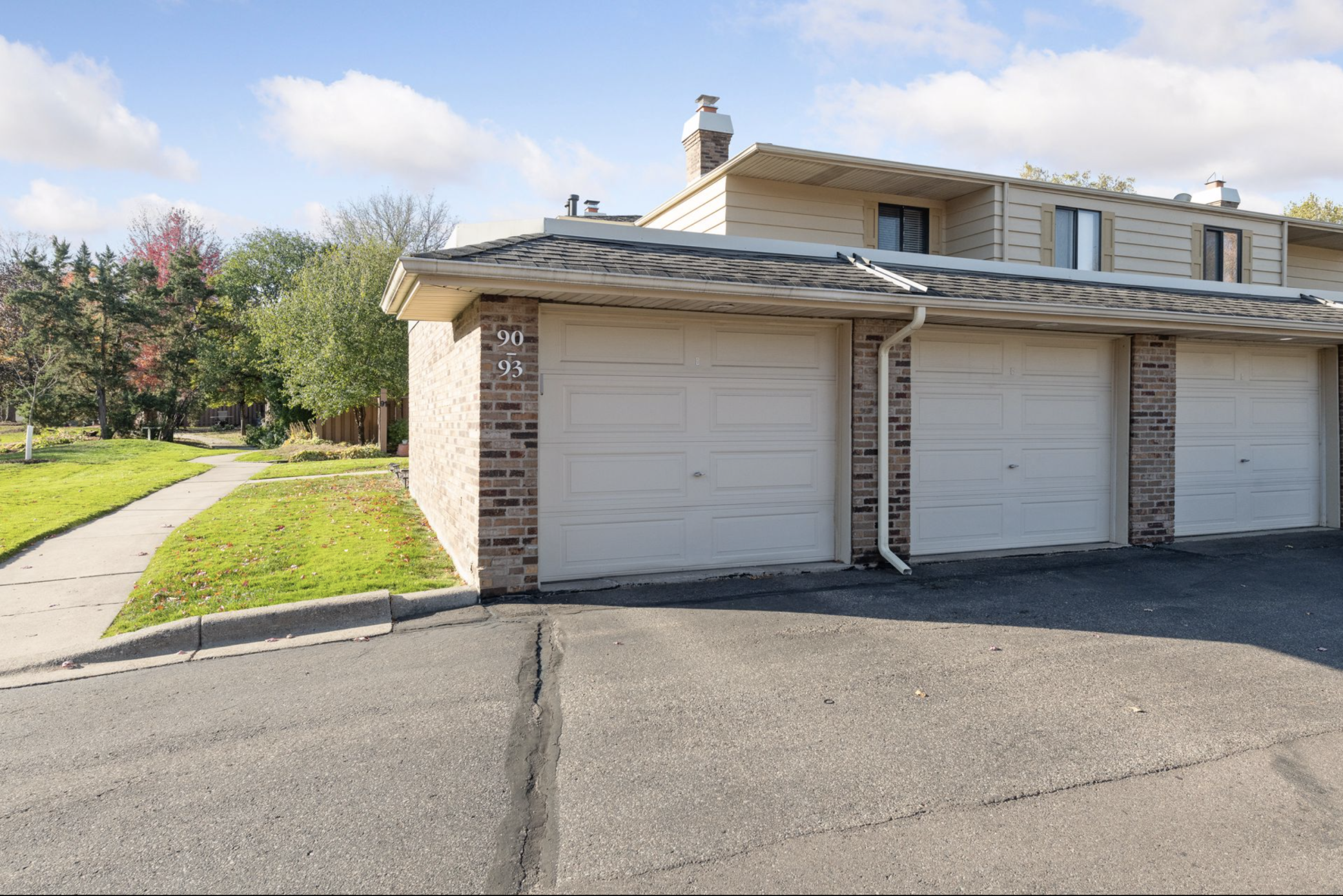 3640 Independence Avenue S Unit: 93