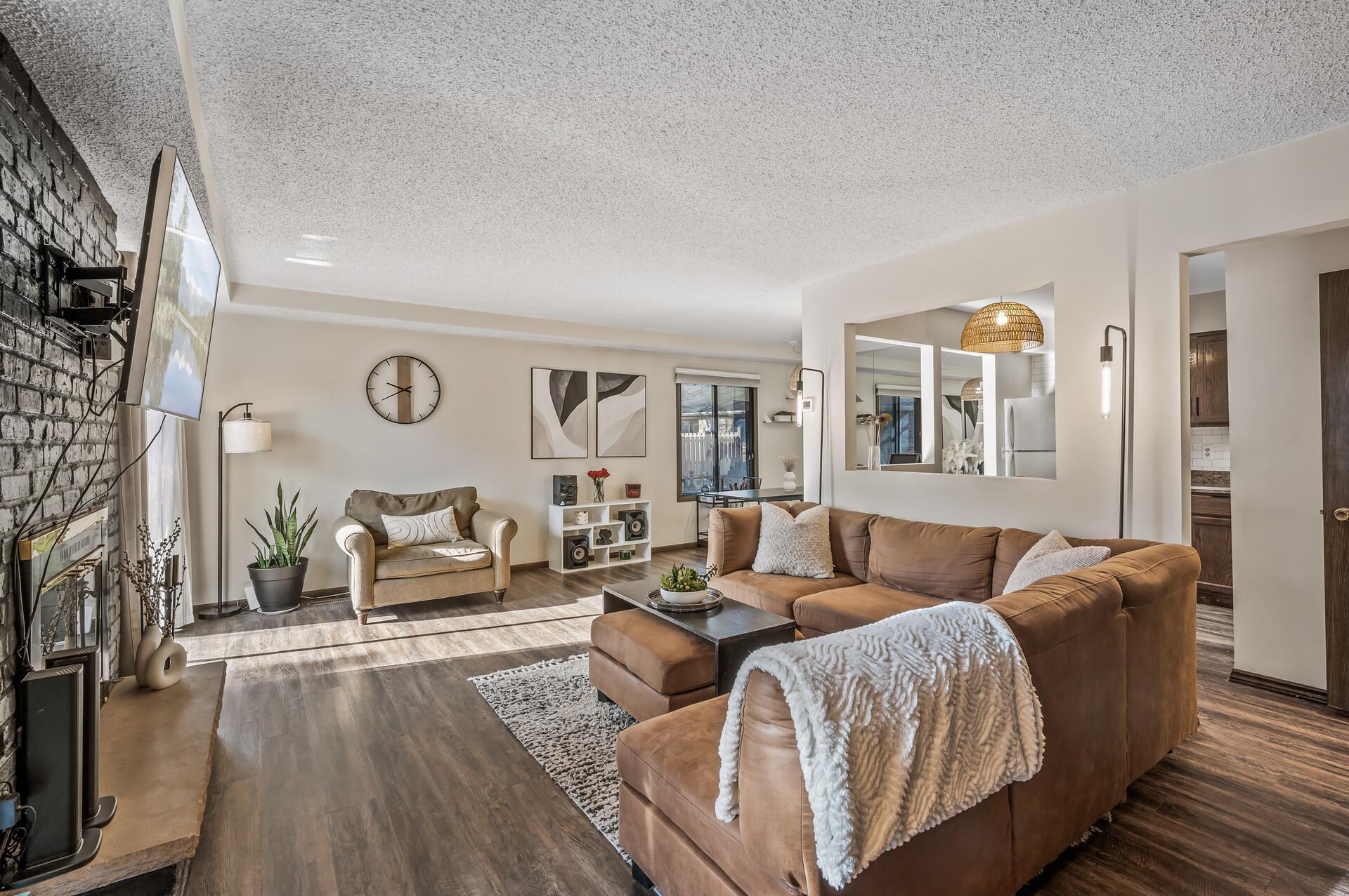 3640 Independence Avenue S Unit: 93