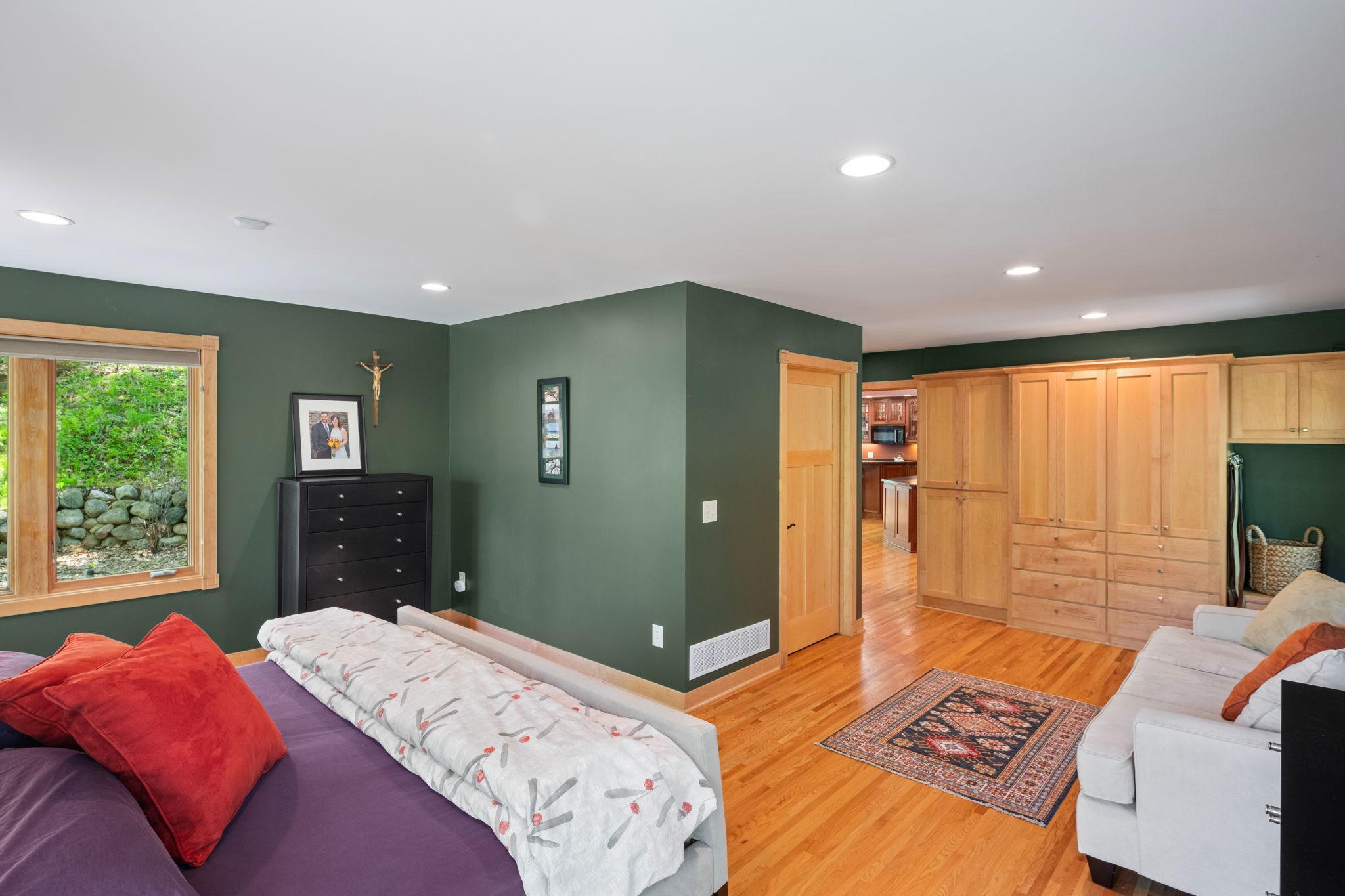 2200 Black Oak Drive
