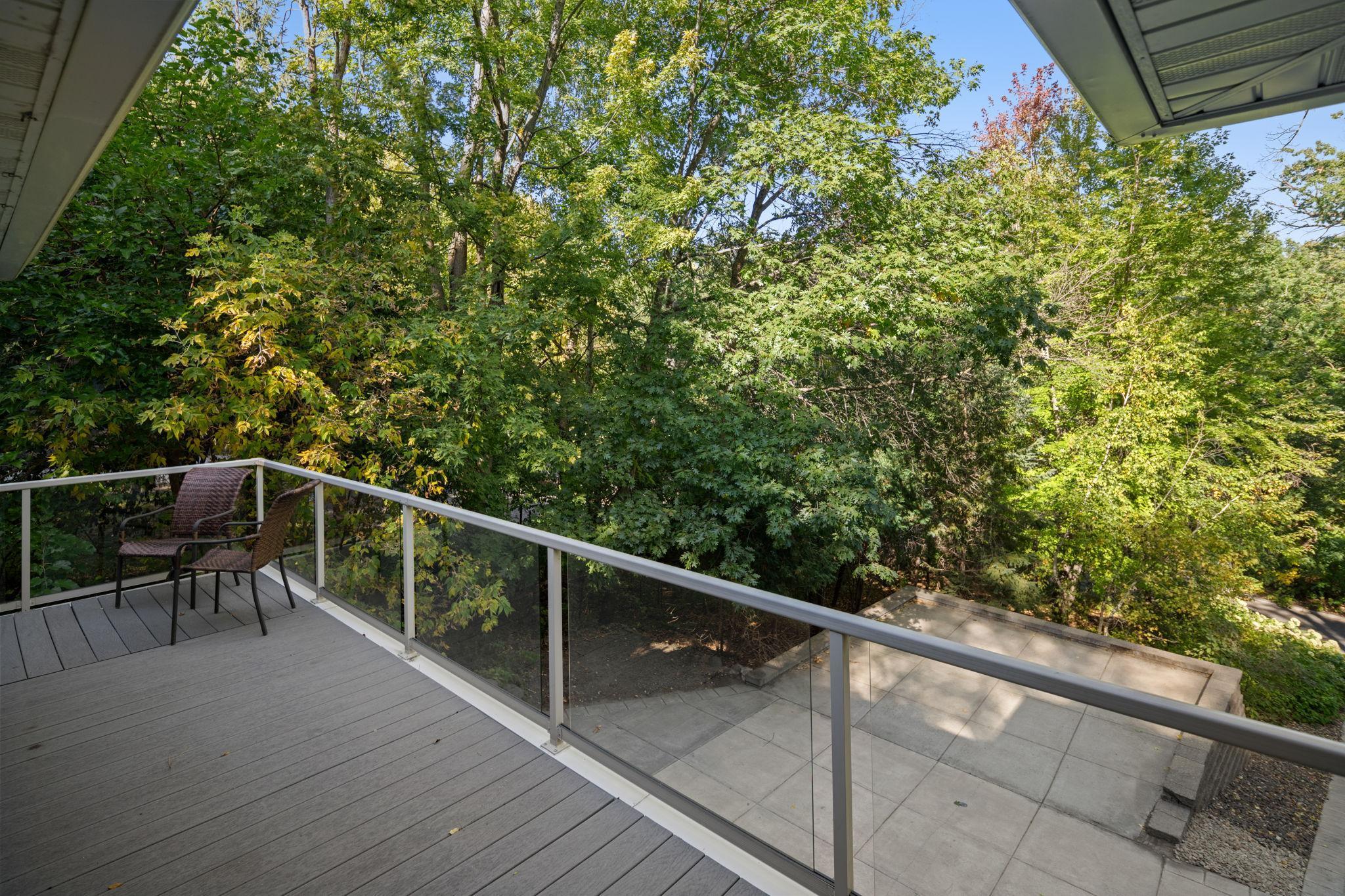 2200 Black Oak Drive