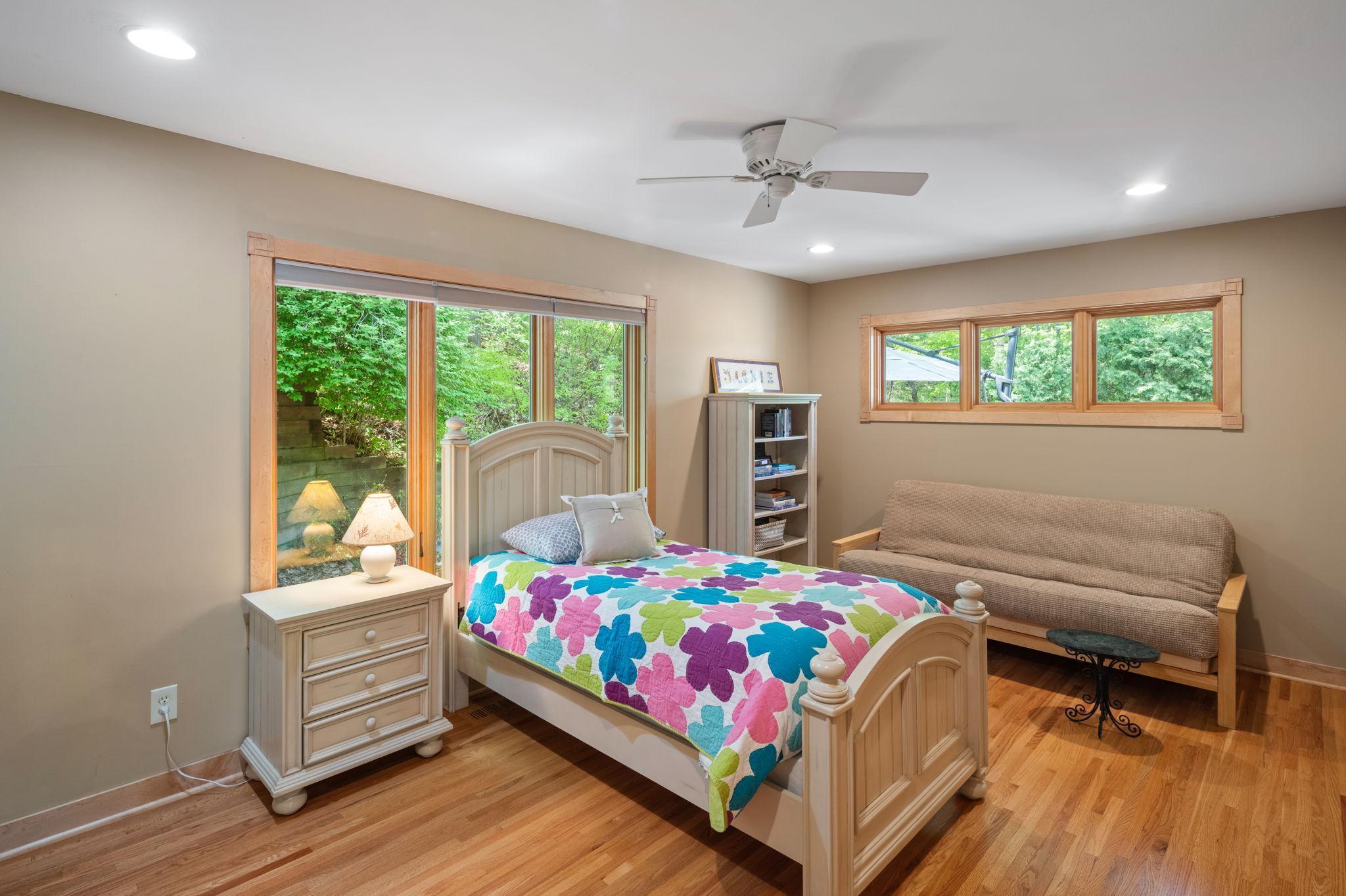 2200 Black Oak Drive