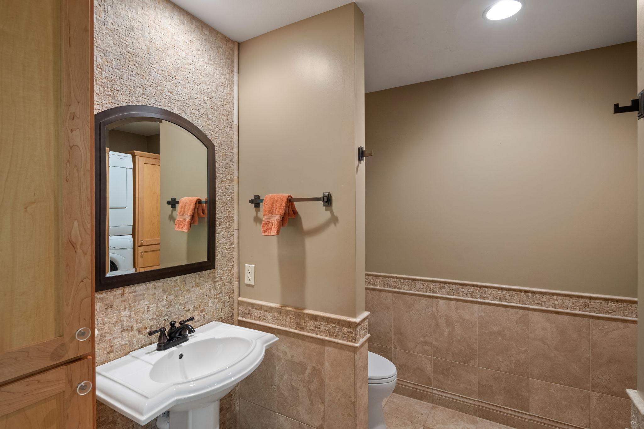 2200 Black Oak Drive