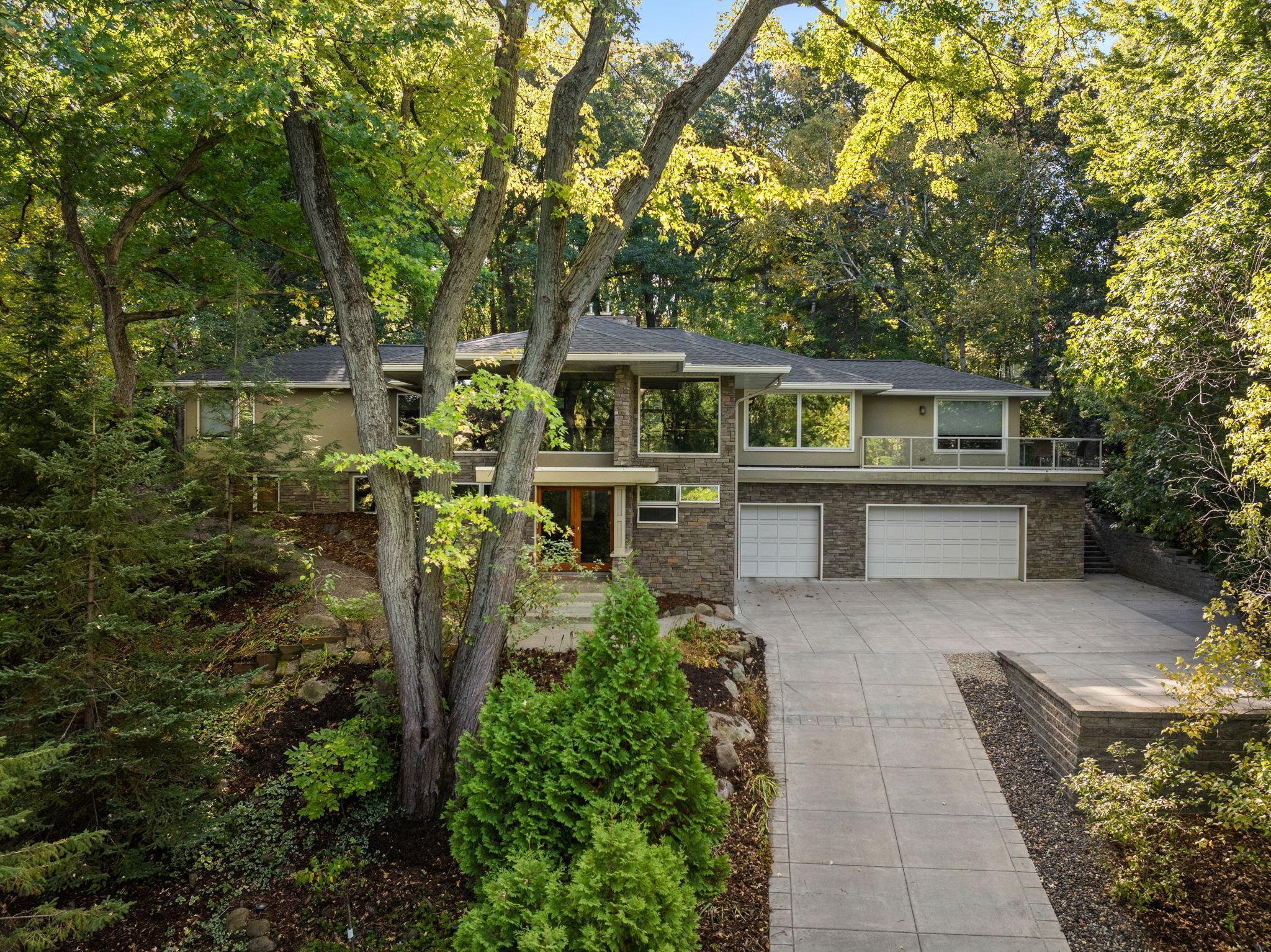 2200 Black Oak Drive