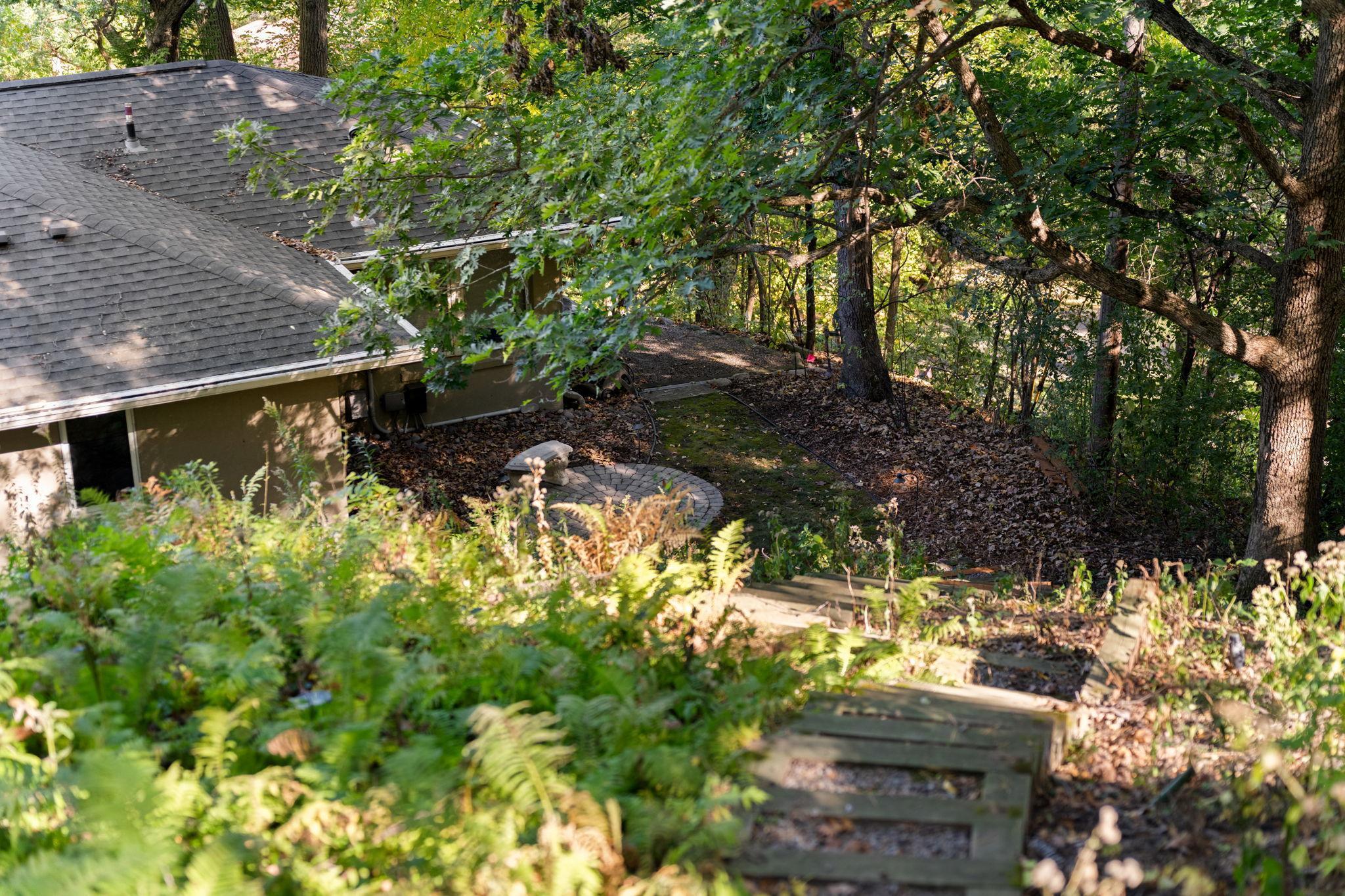 2200 Black Oak Drive