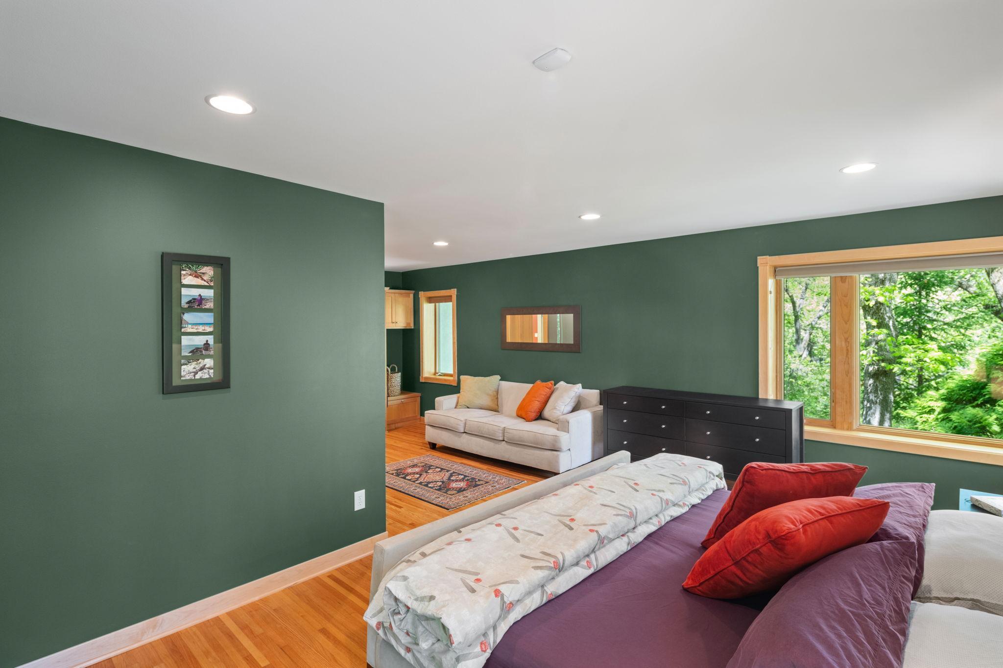 2200 Black Oak Drive