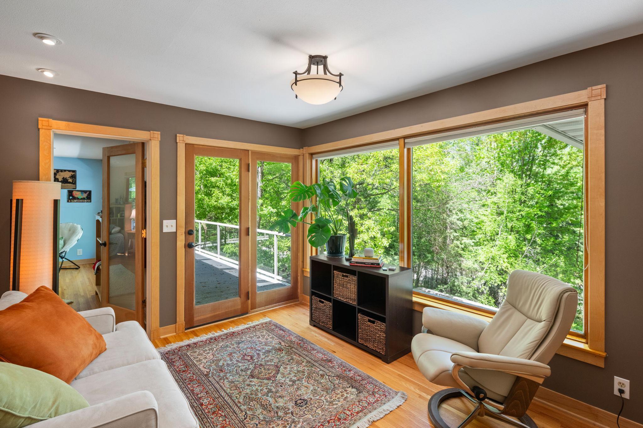 2200 Black Oak Drive