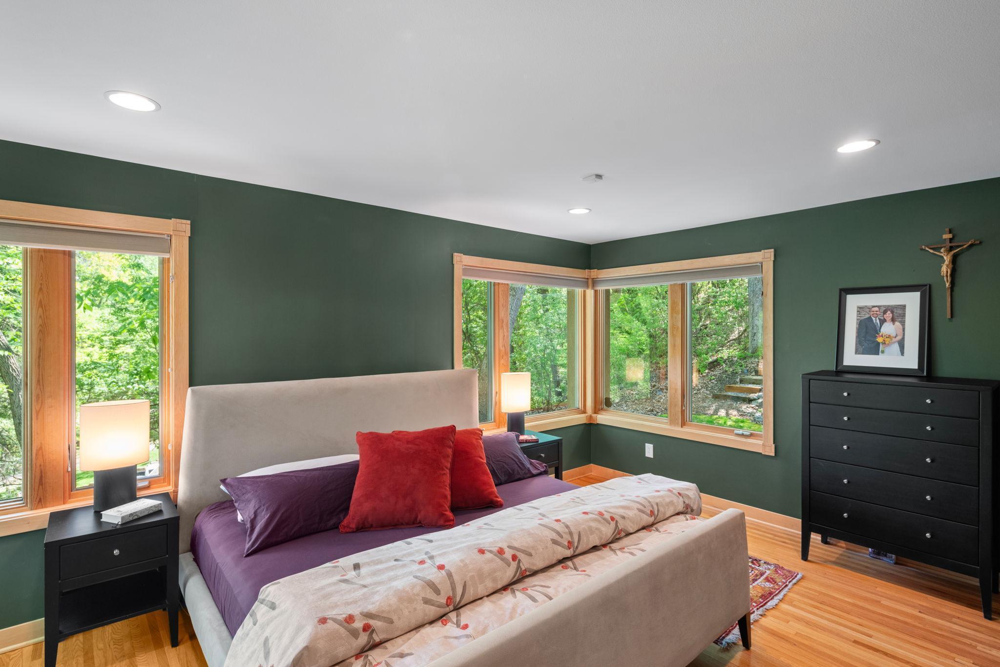 2200 Black Oak Drive