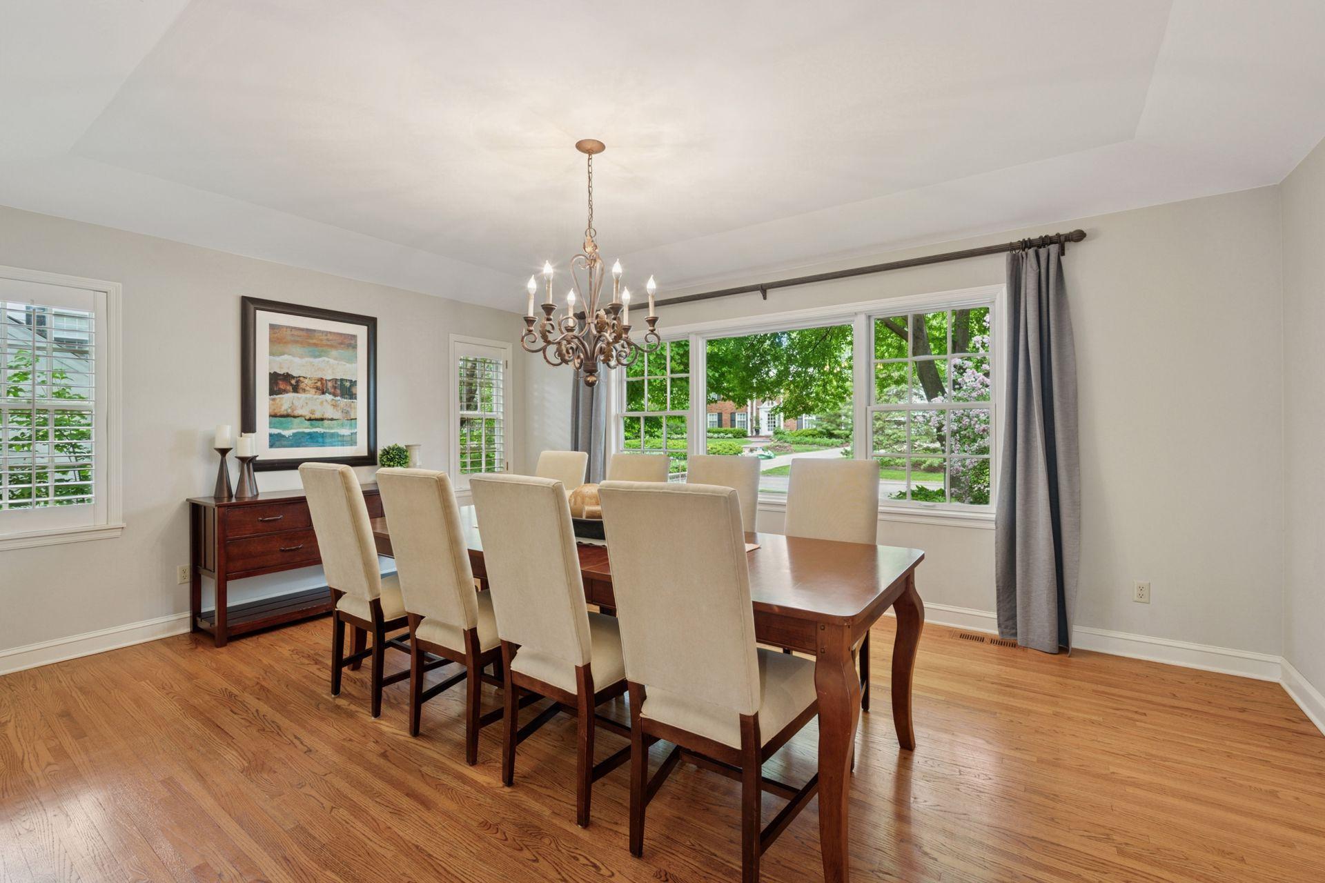 10 Woodland Rd