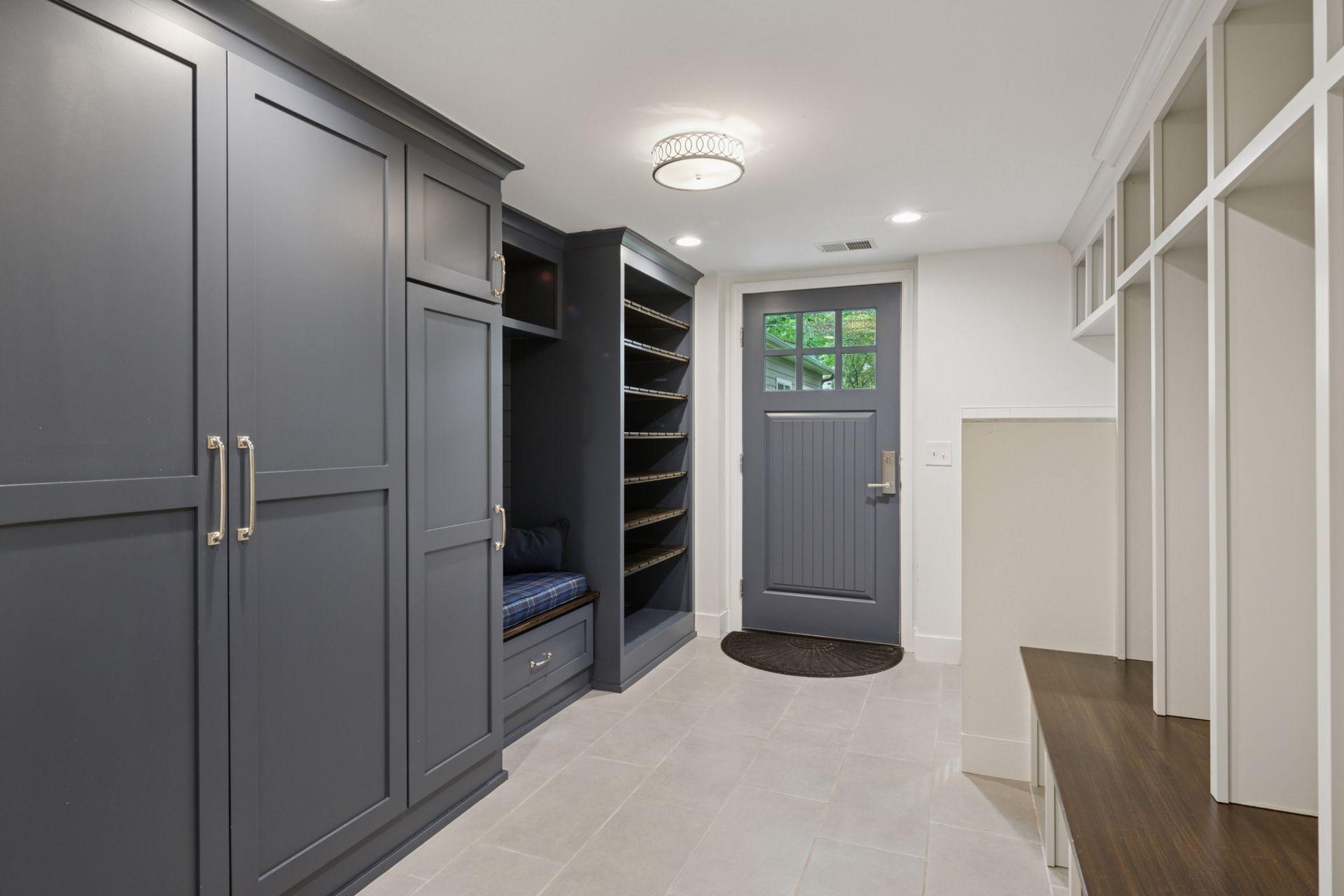 10 Woodland Rd
