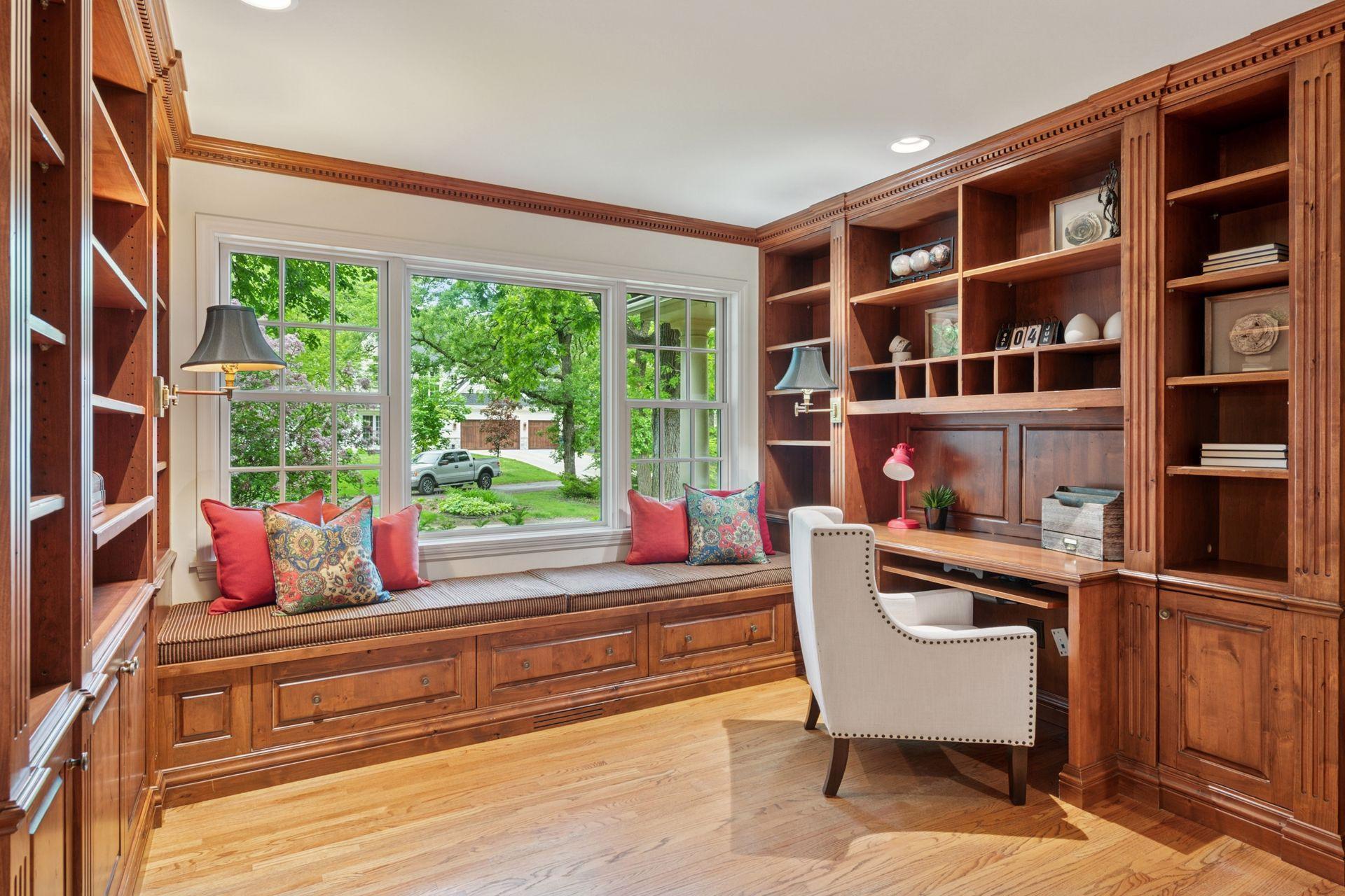 10 Woodland Rd