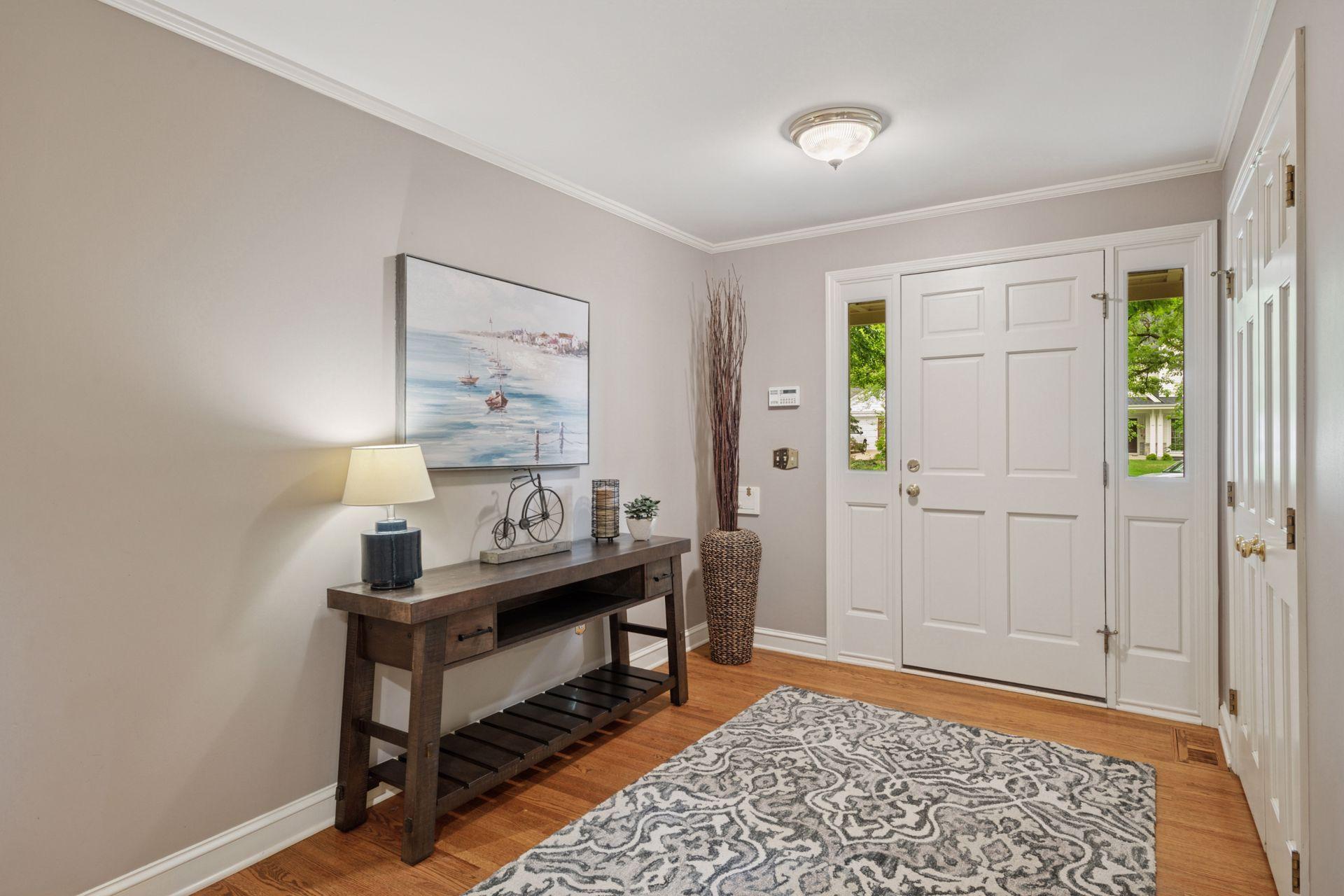10 Woodland Rd