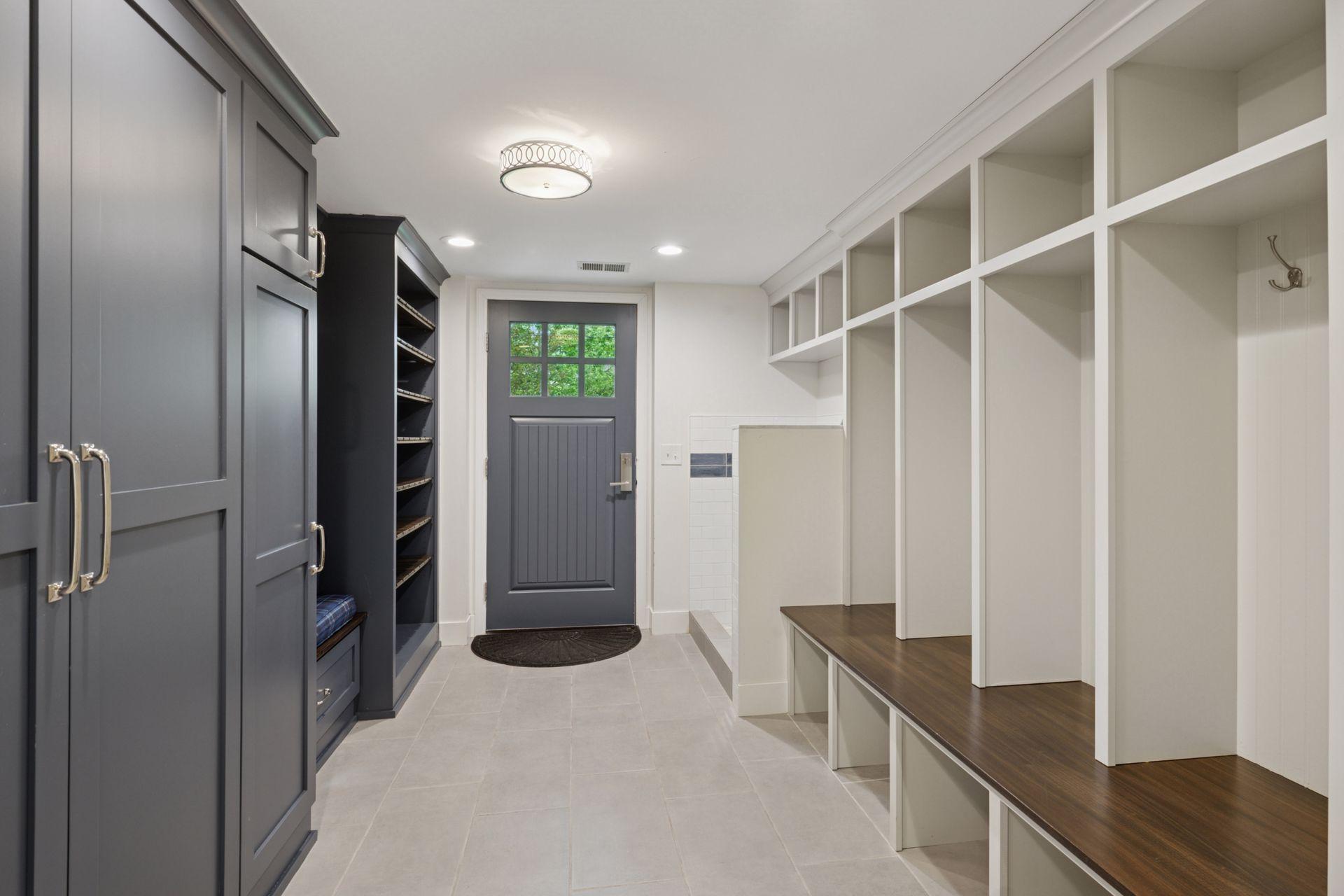 10 Woodland Rd