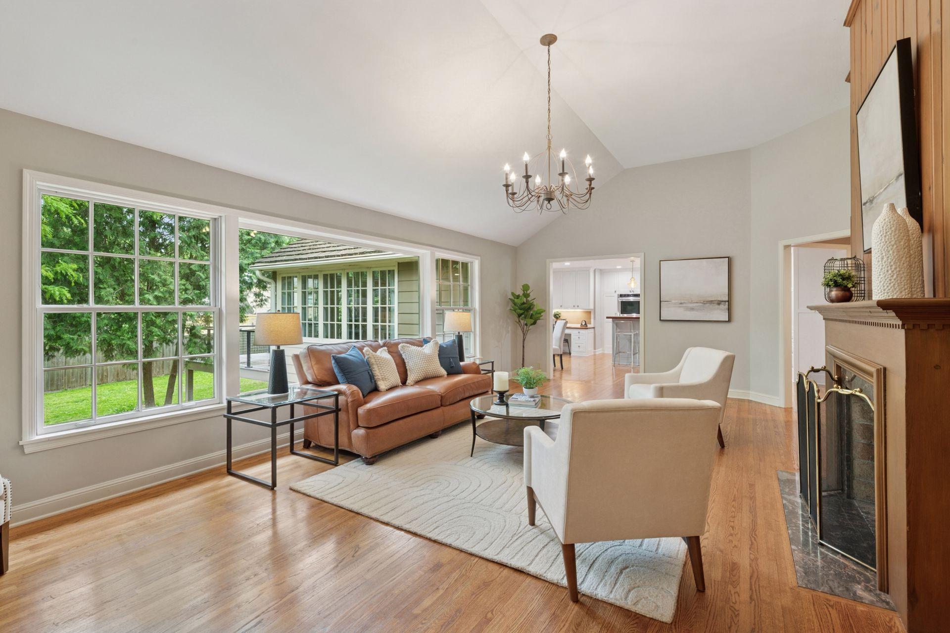 10 Woodland Rd