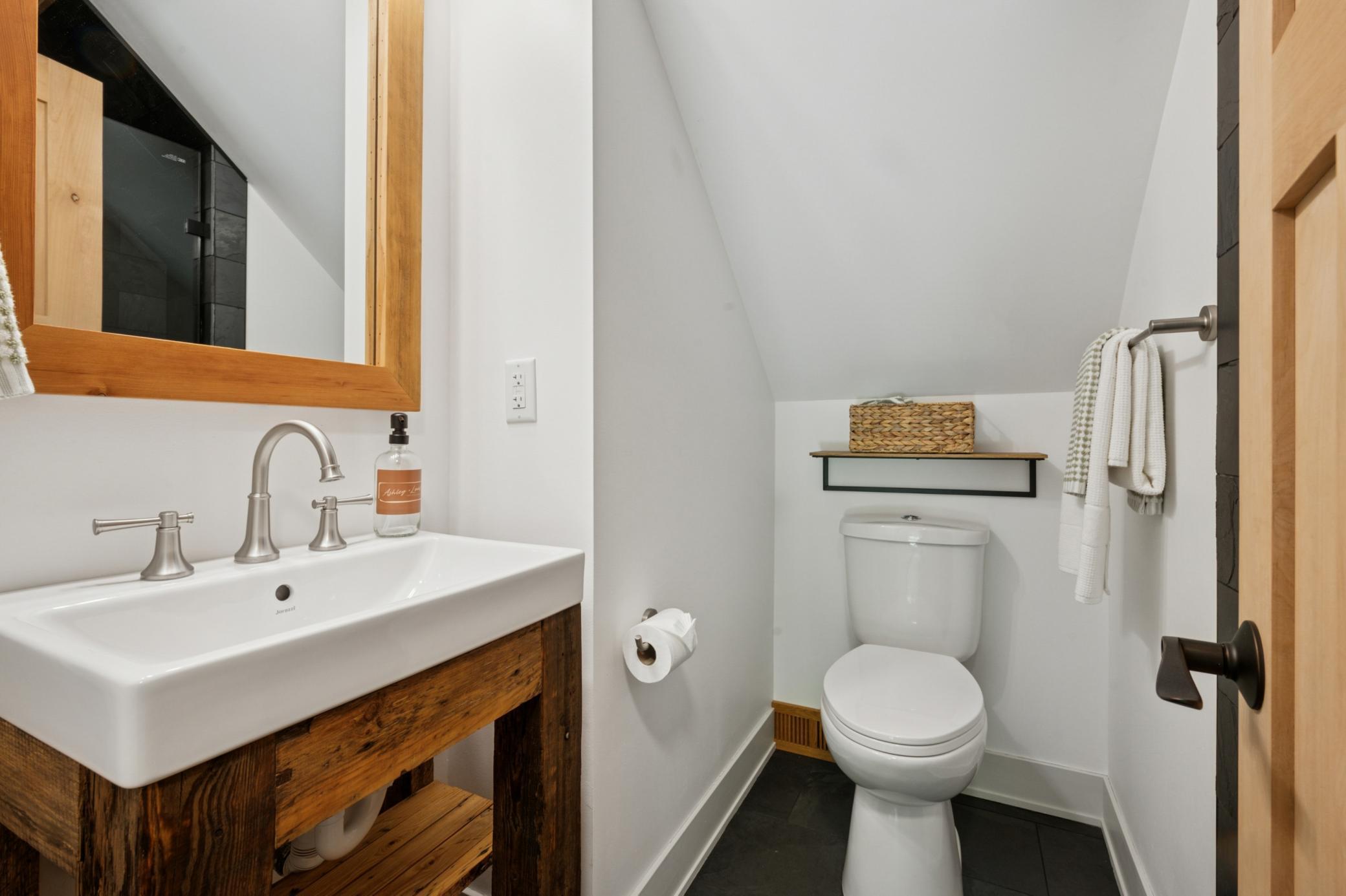 605 Stubbs Bay Road