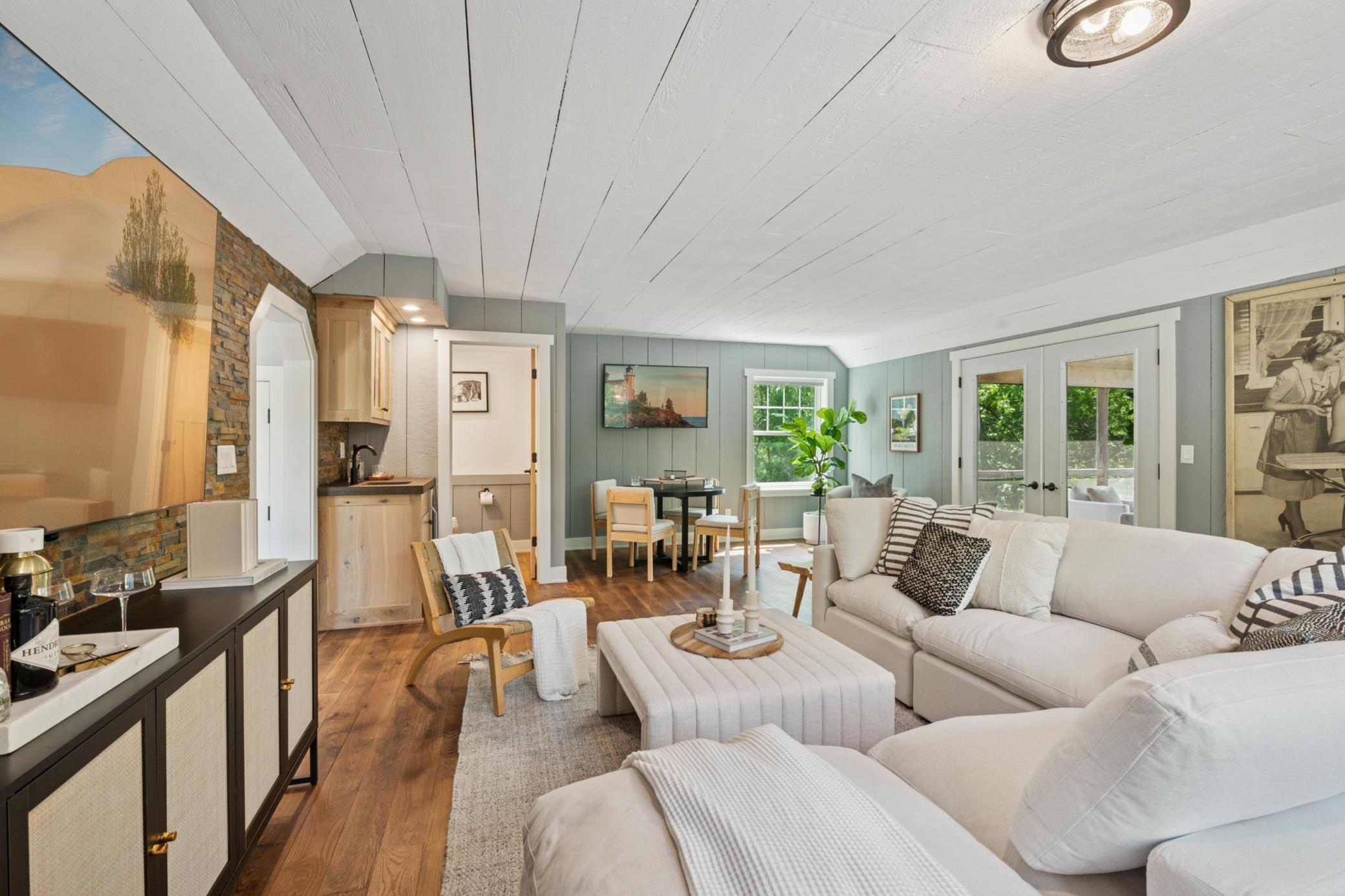 605 Stubbs Bay Road