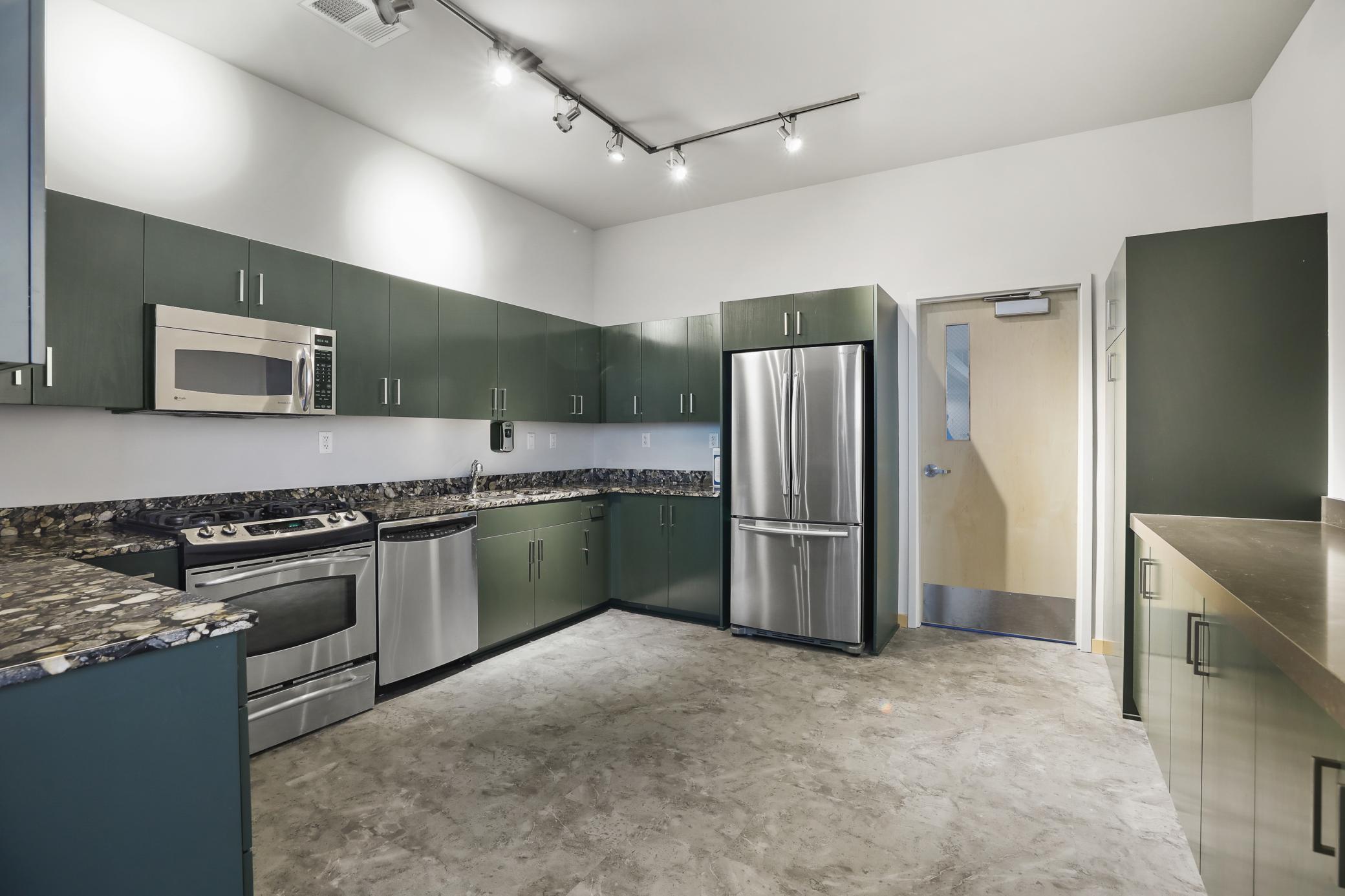 215 10th Avenue S Unit: 620