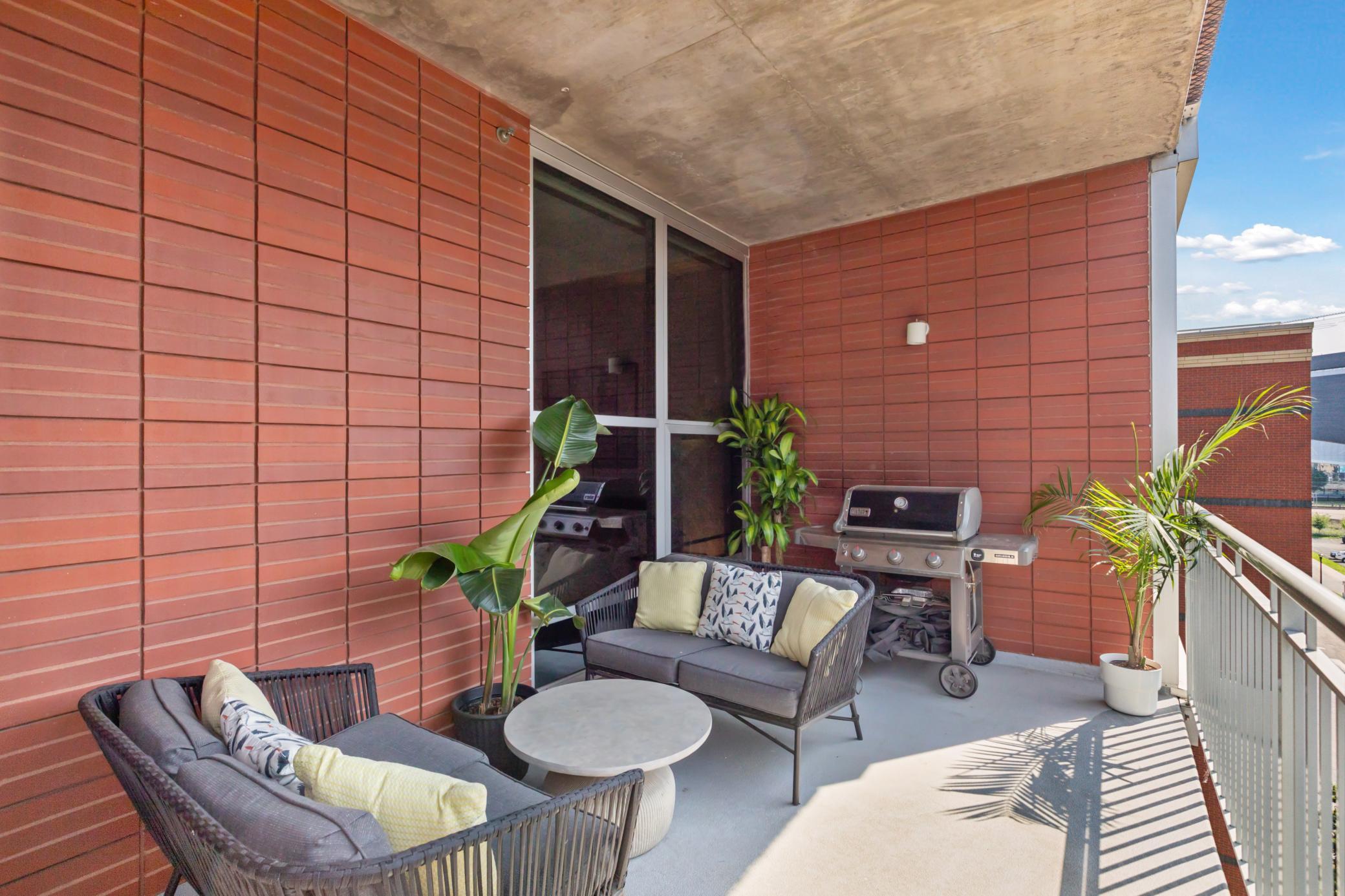 215 10th Avenue S Unit: 620
