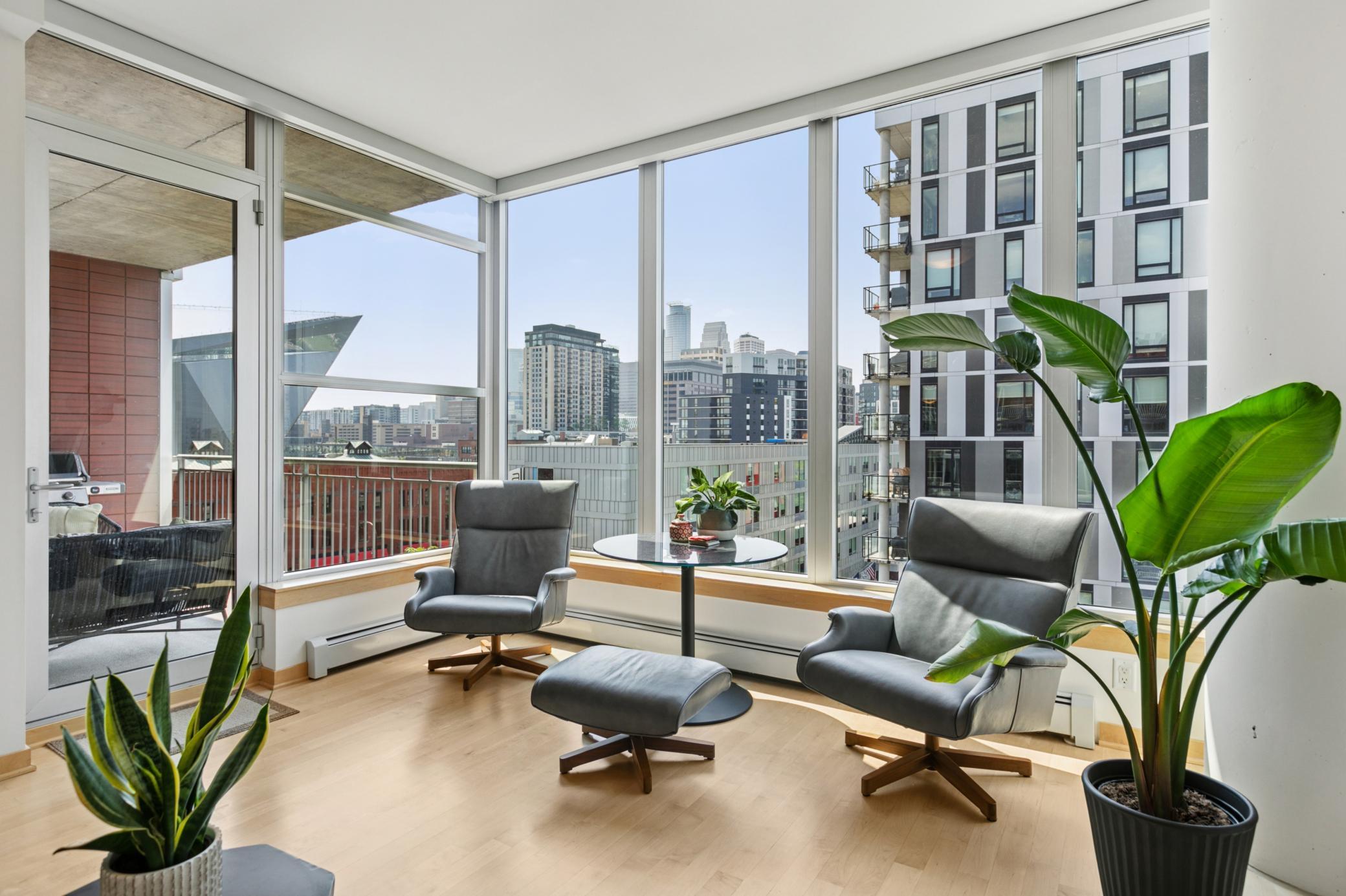 215 10th Avenue S Unit: 620