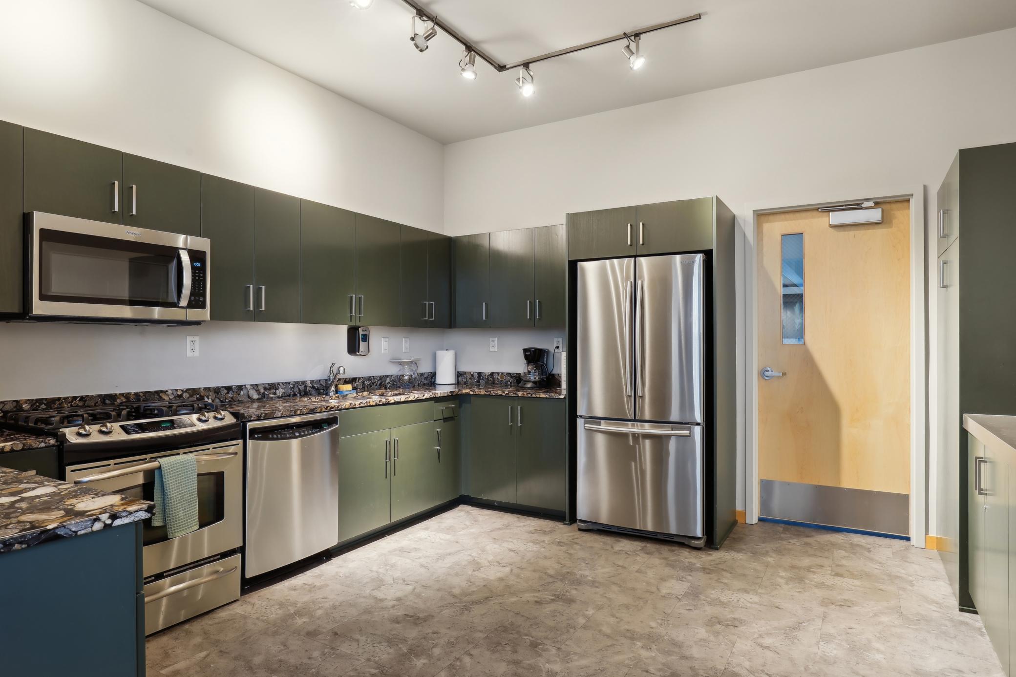 215 10th Avenue S Unit: 620