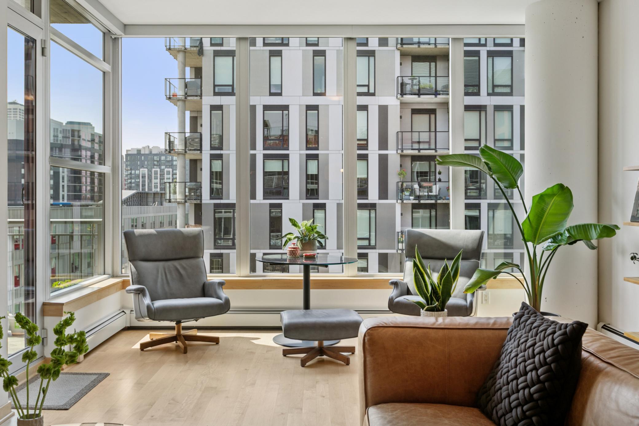 215 10th Avenue S Unit: 620