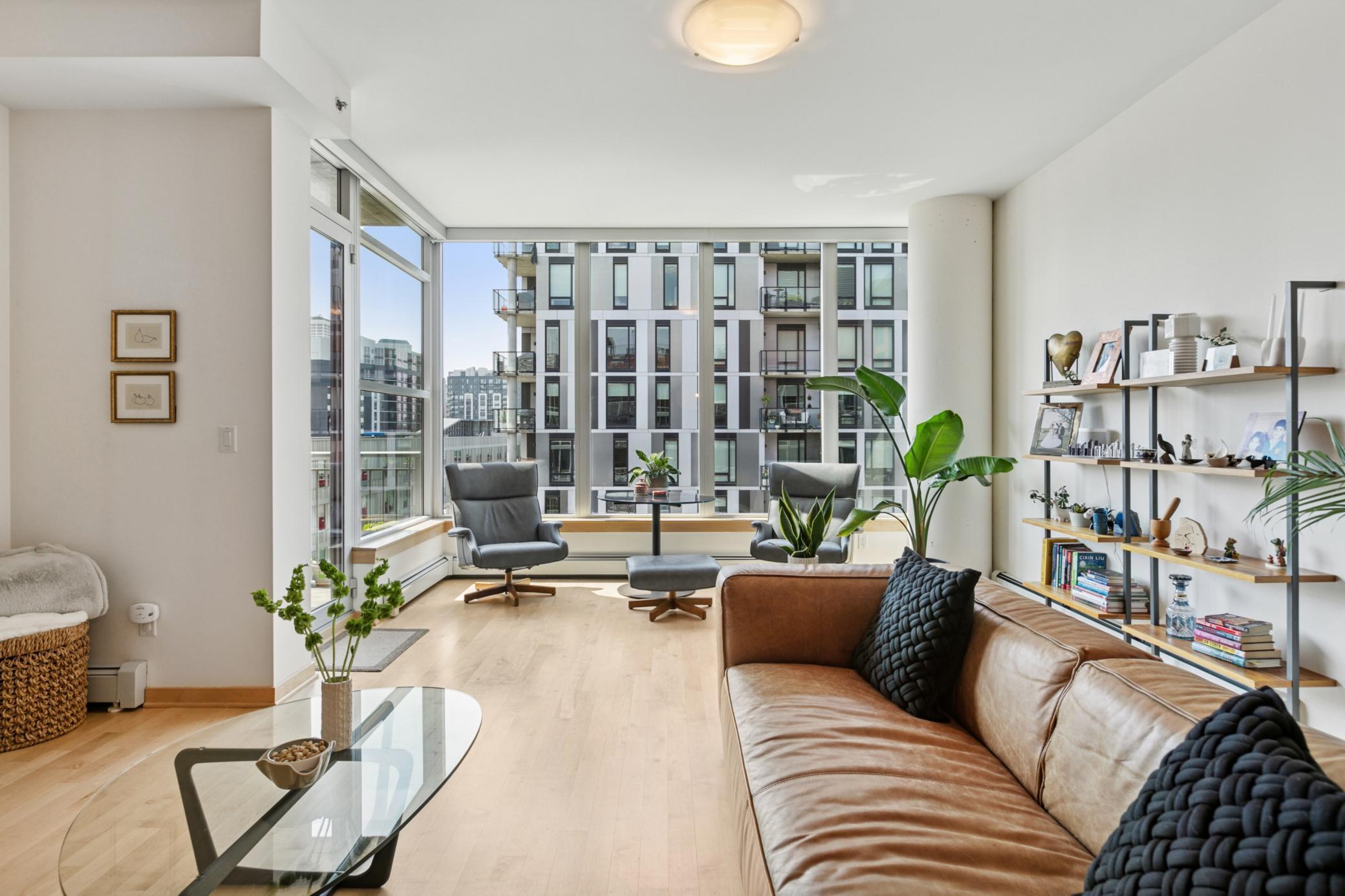 215 10th Avenue S Unit: 620