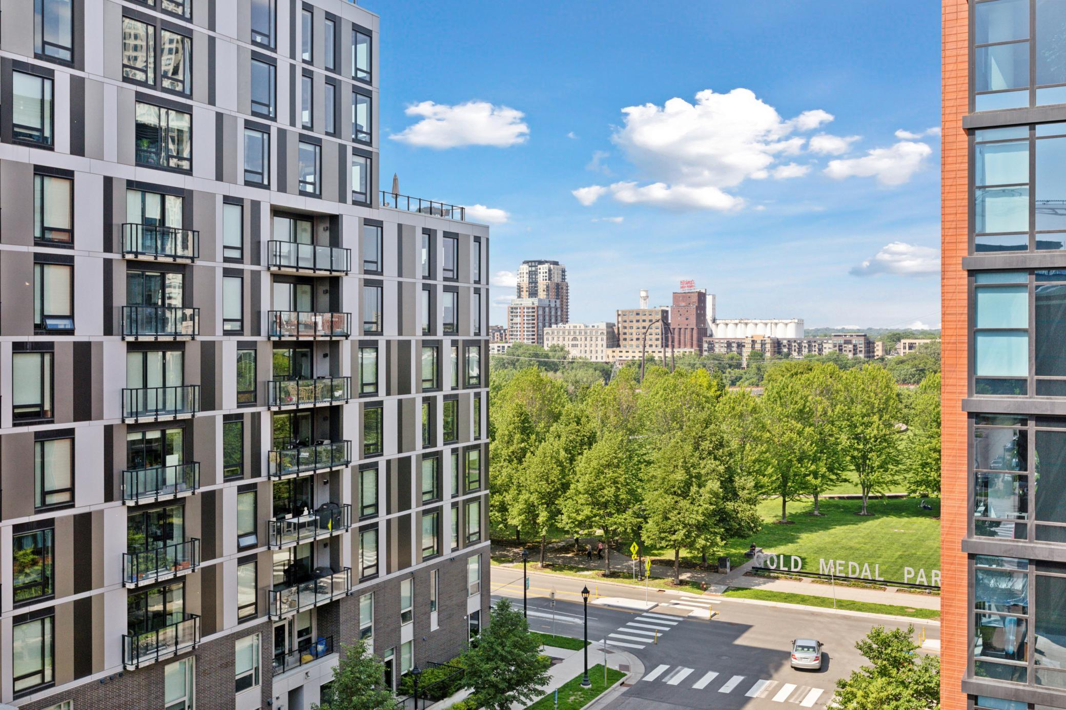215 10th Avenue S Unit: 620