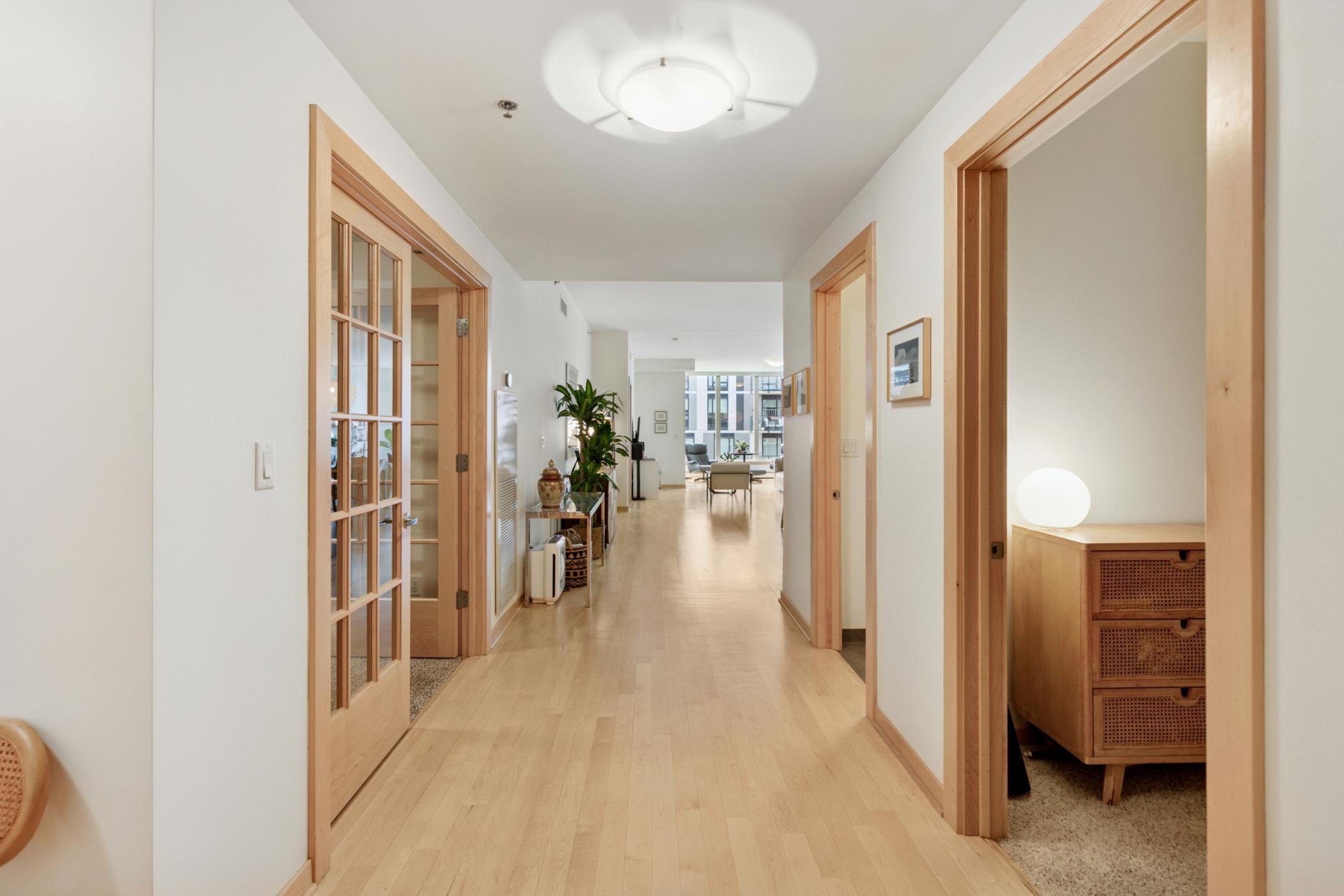 215 10th Avenue S Unit: 620