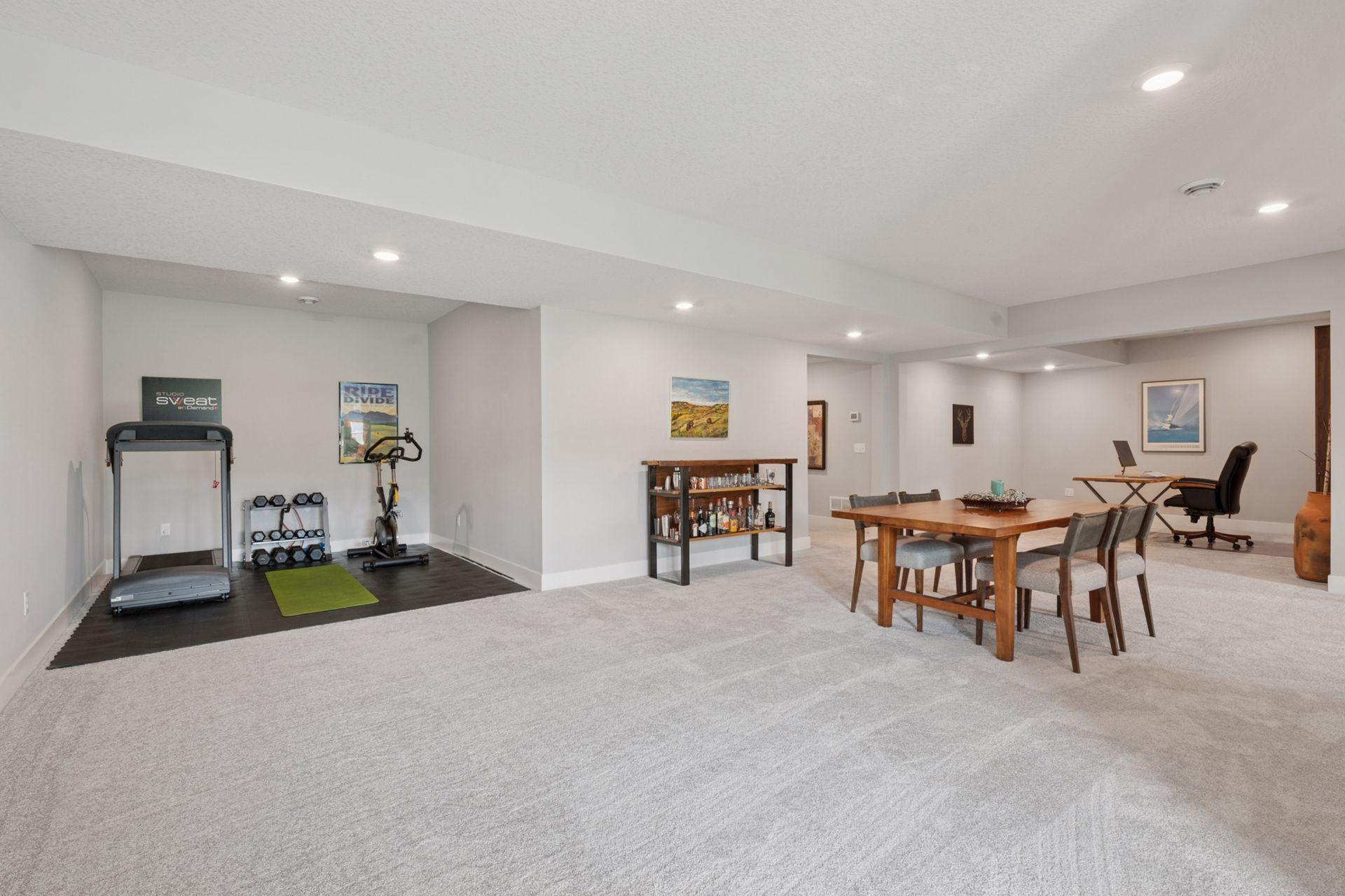 5845 Ayrshire Lane