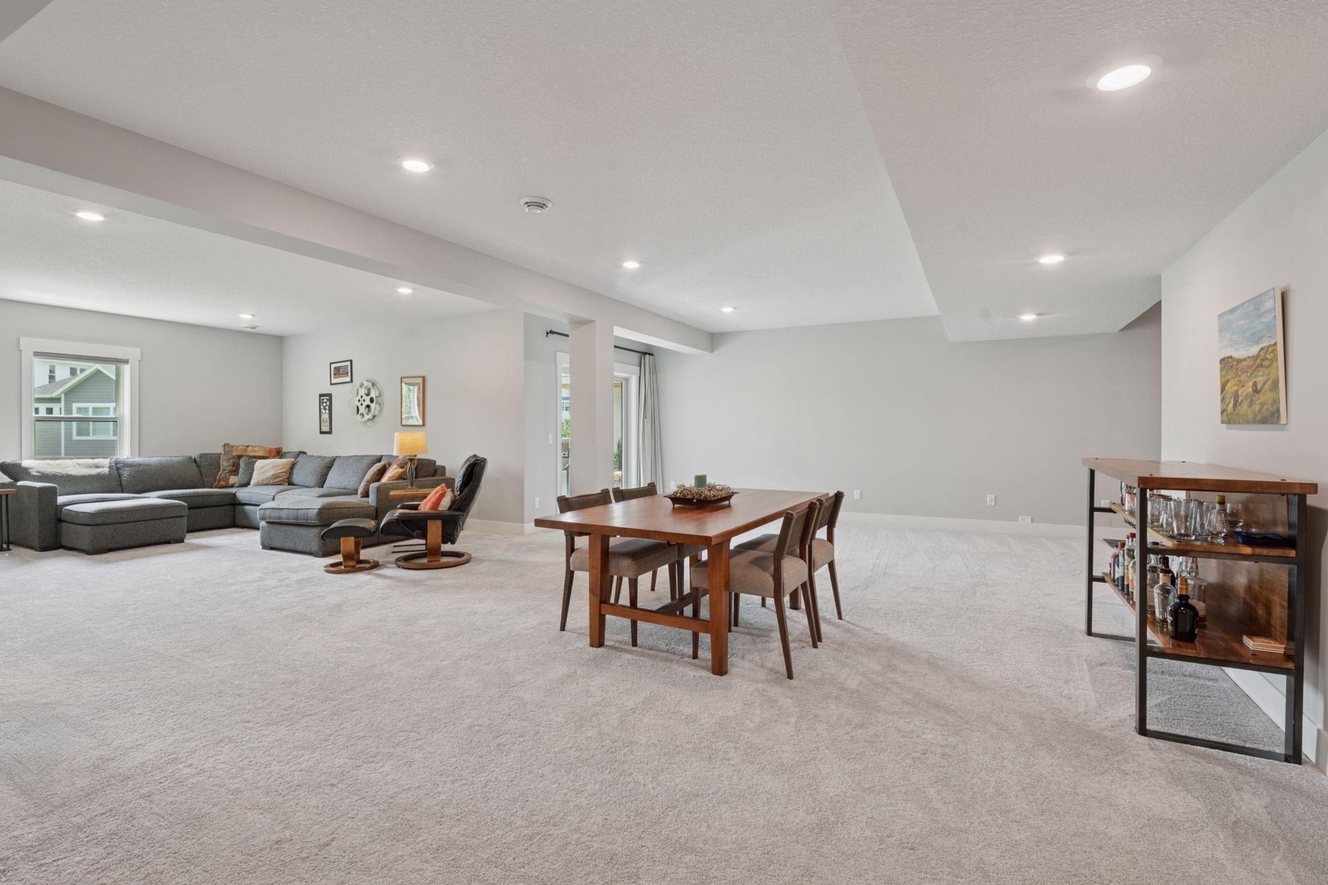 5845 Ayrshire Lane