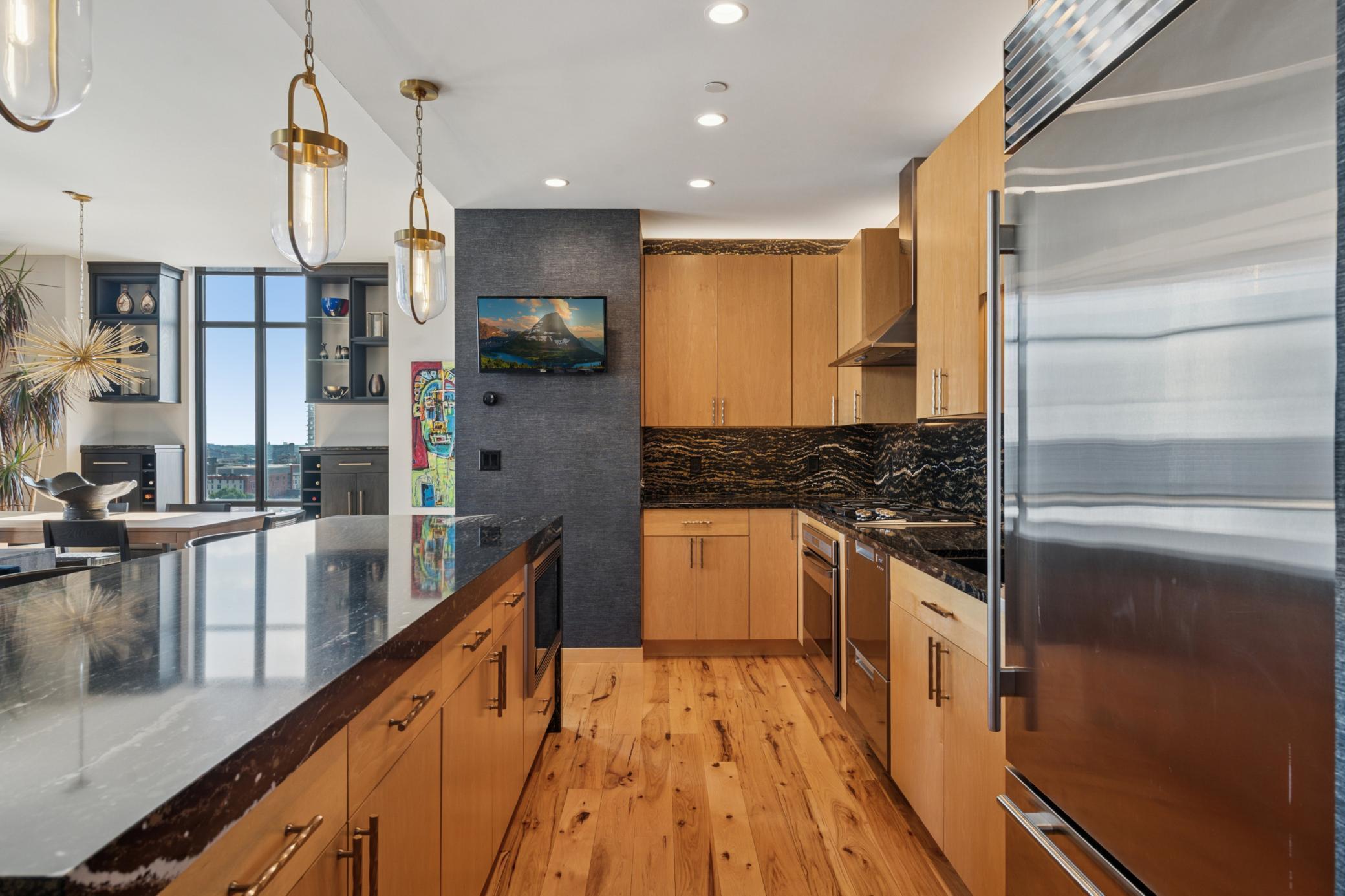 201 S 11th Street Unit: 1630