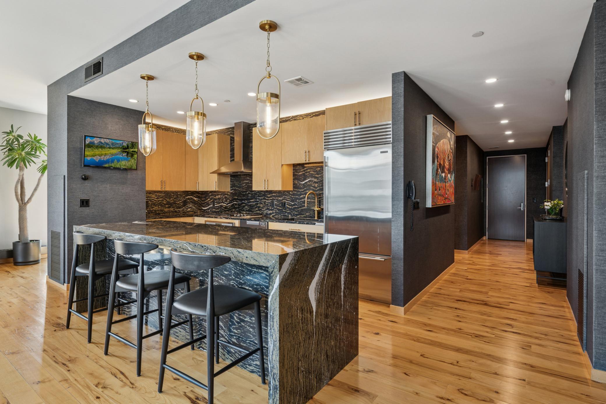 201 S 11th Street Unit: 1630
