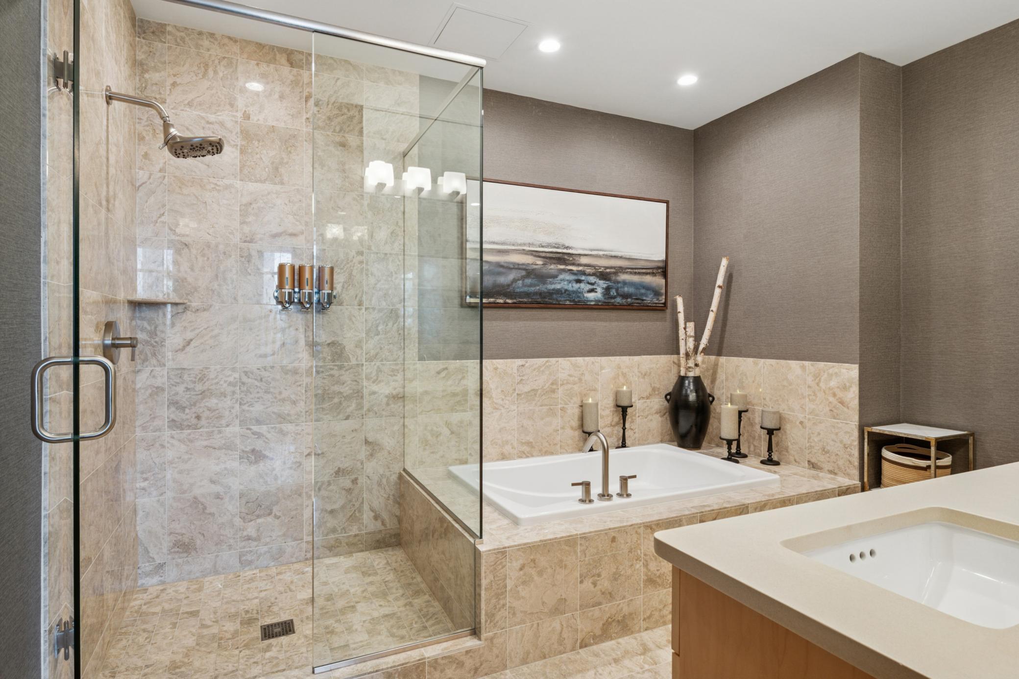 201 S 11th Street Unit: 1630